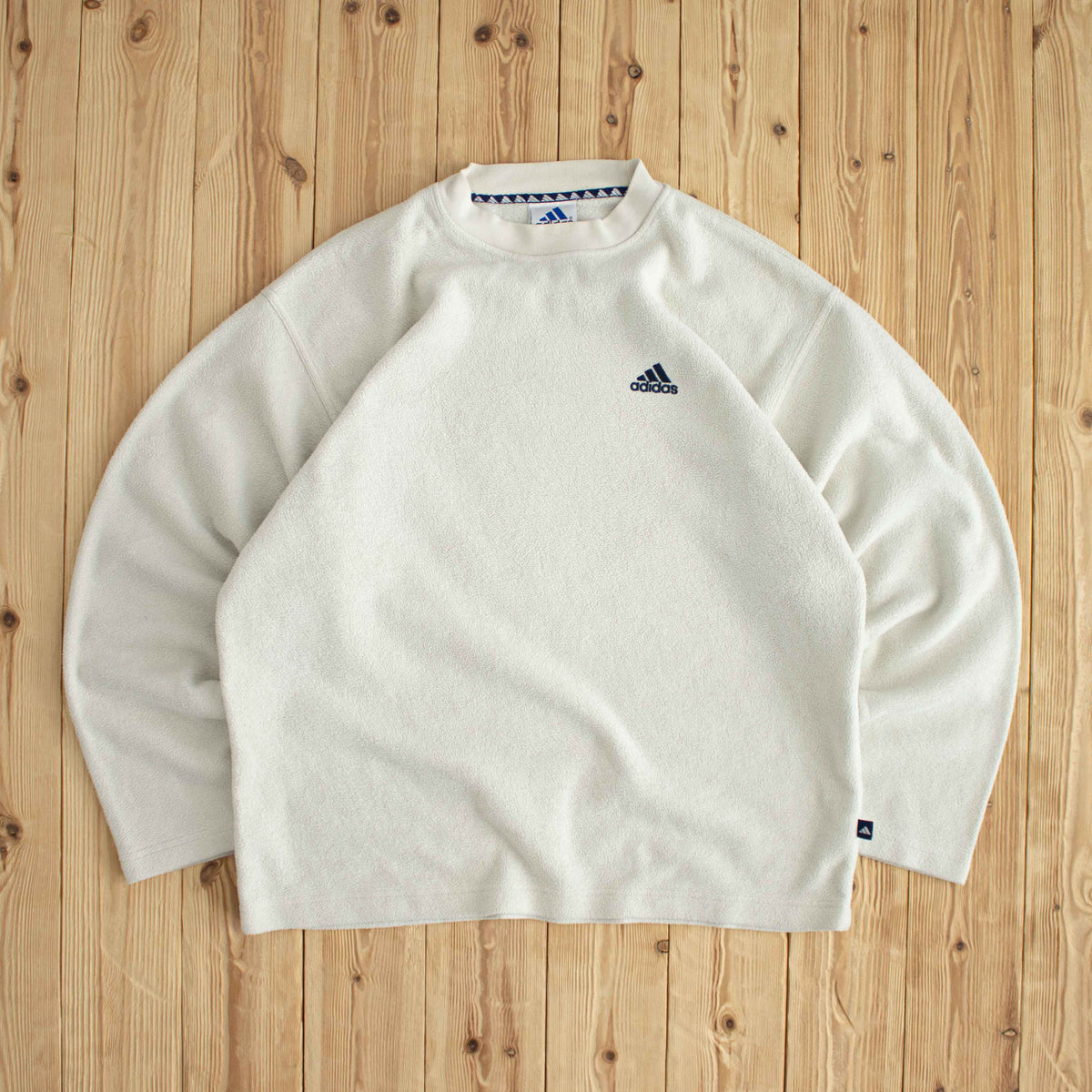 (L) Adidas Vintage Essential Embroidered Fleece Sweatshirt Beige