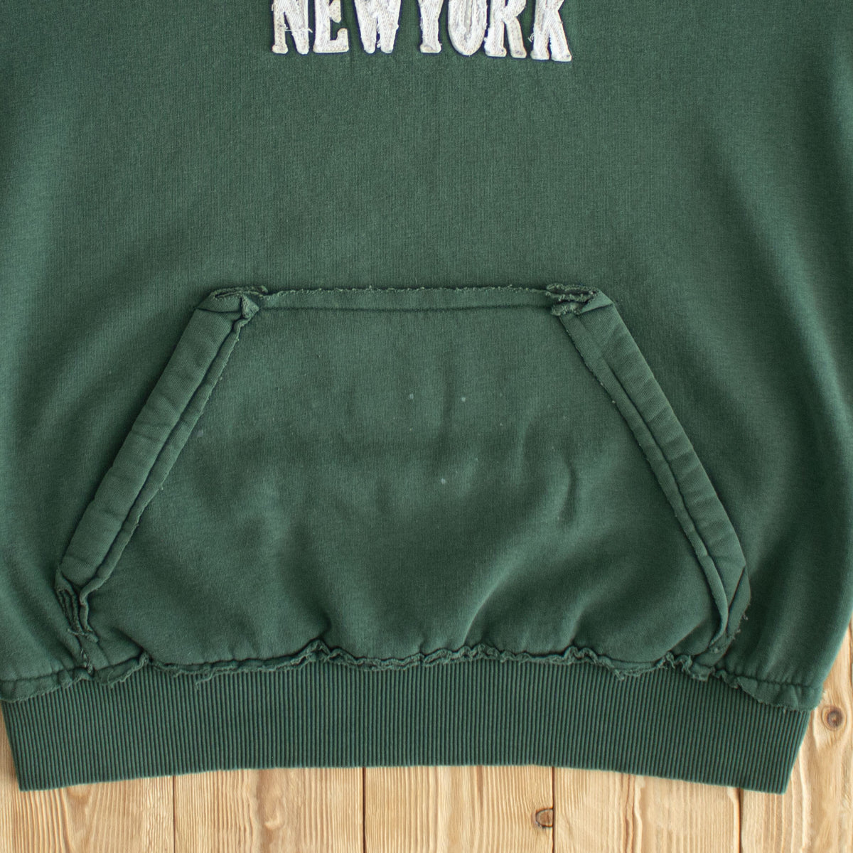 (L) Abercrombie & Fitch New York Vintage Embroidered Hoodie Green