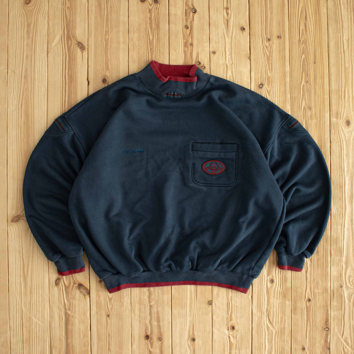 (M) Adidas Front Pocket Vintage Embroidered Sweatshirt Blue
