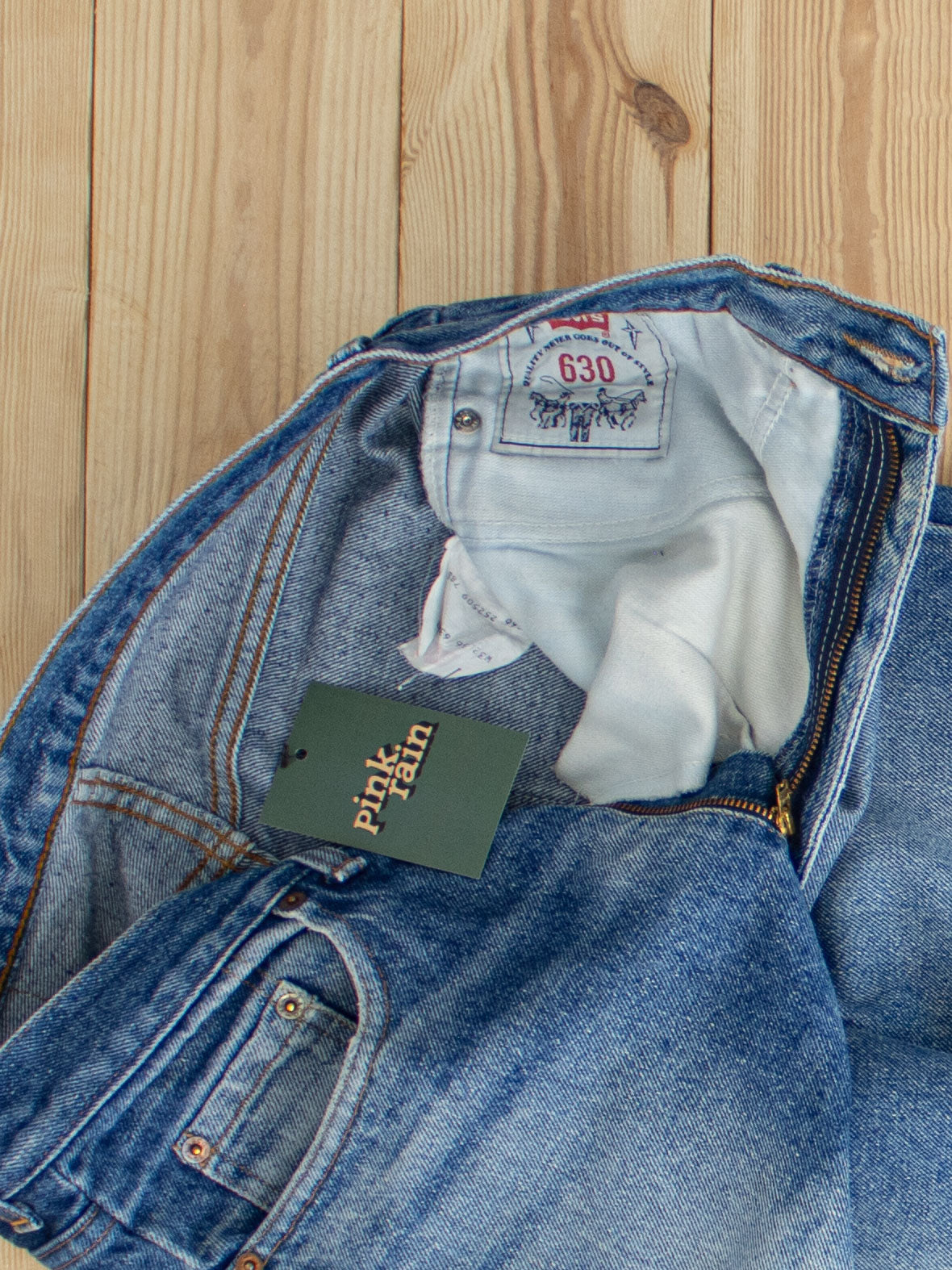 (W32/L36) Vintage Levi's 630 Pants