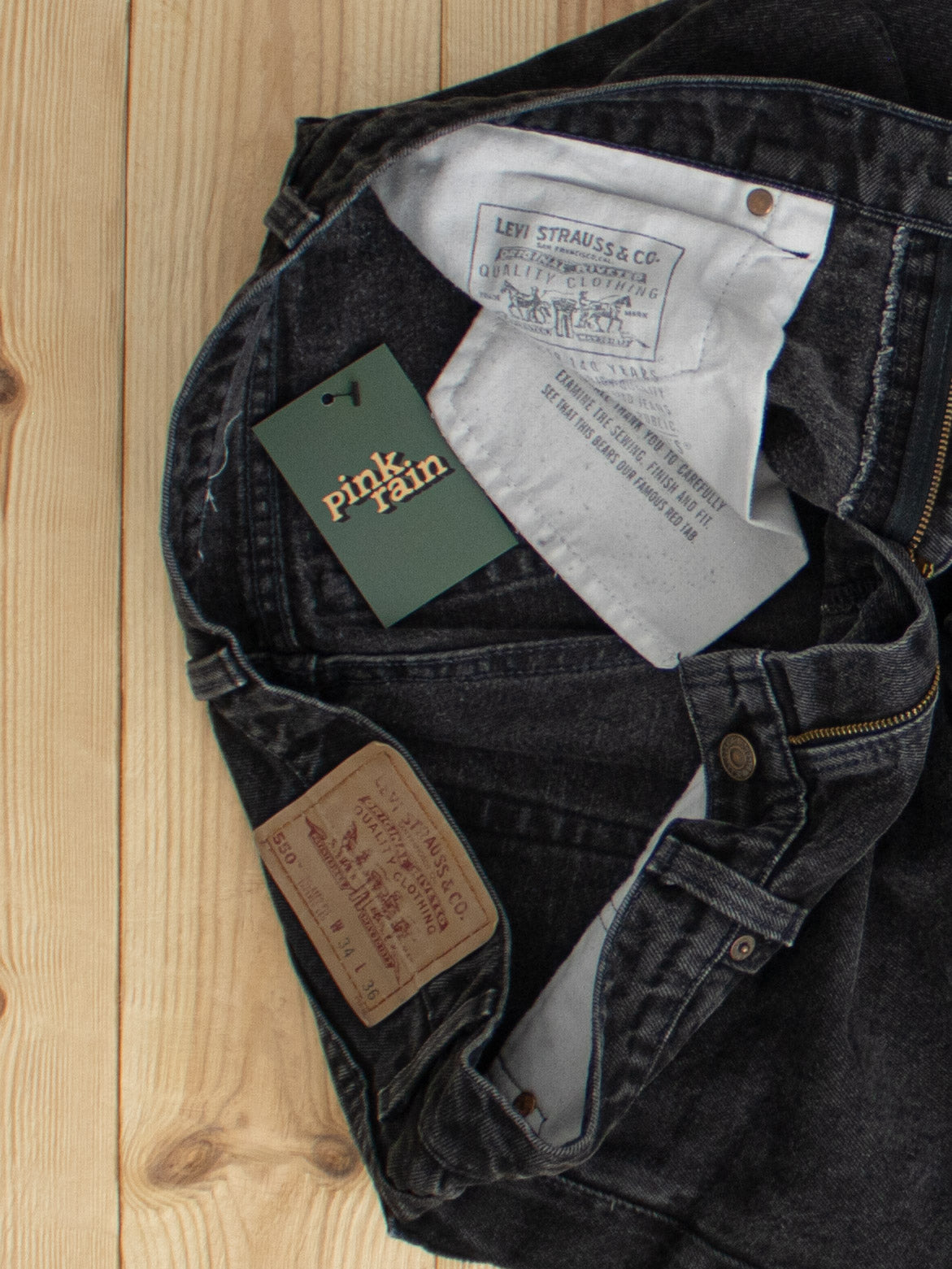 (W34/L36) Vintage Levi's 550 Jeans