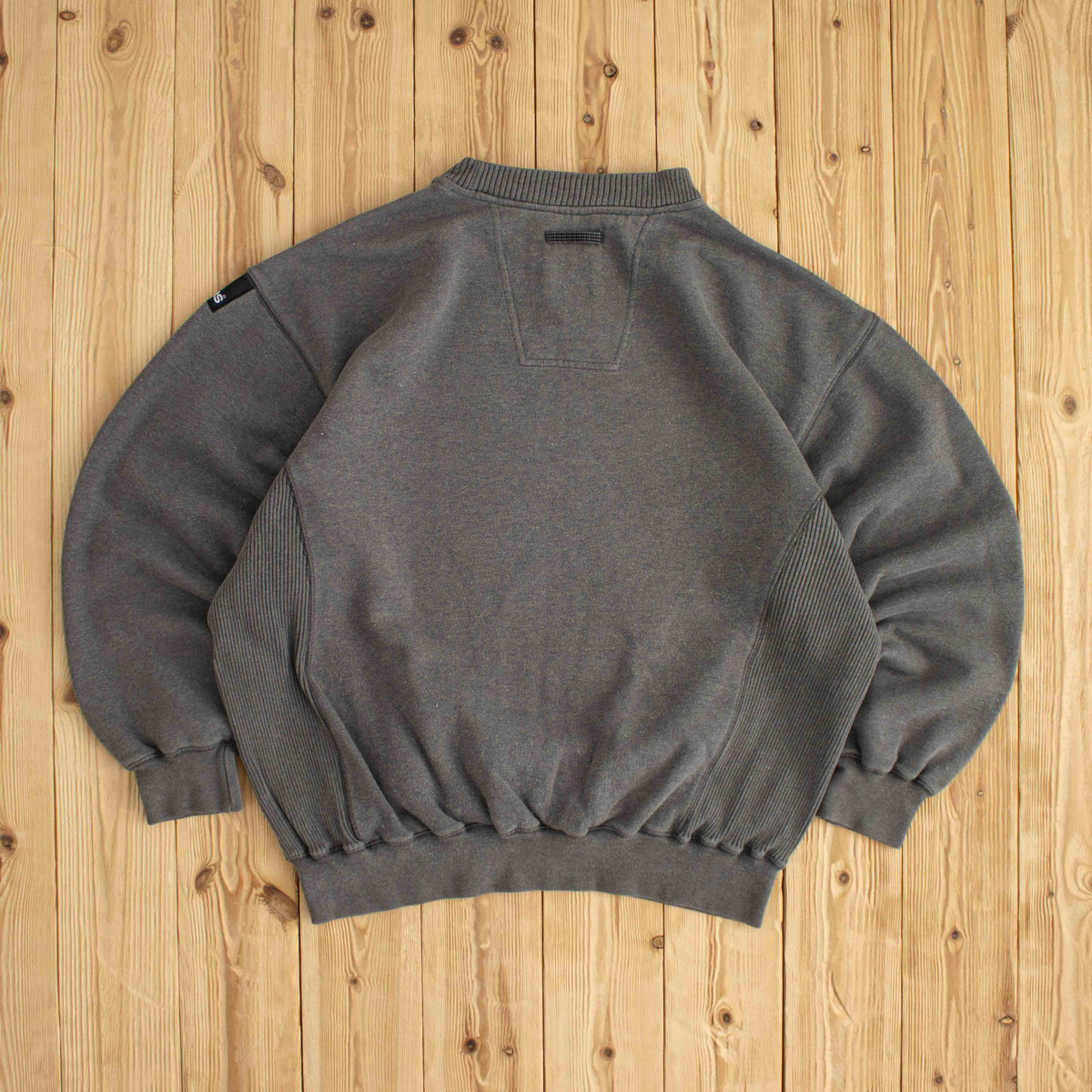 (L) Adidas Equipment Vintage Essential Embroidered Sweatshirt Gray