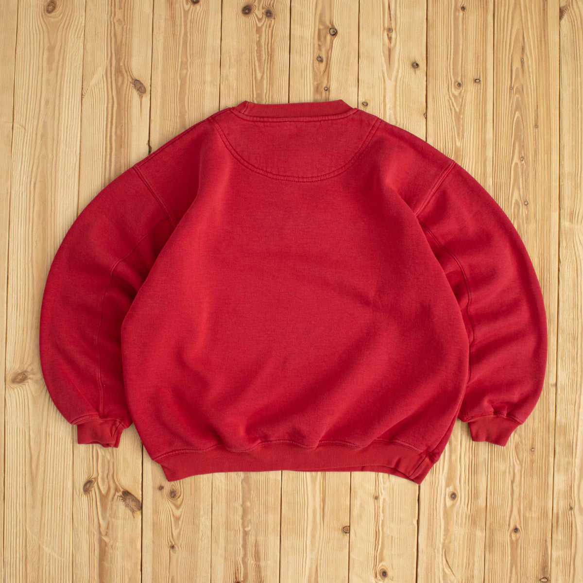 (S) Nike Spell Out Vintage Embroidered Sweatshirt Red