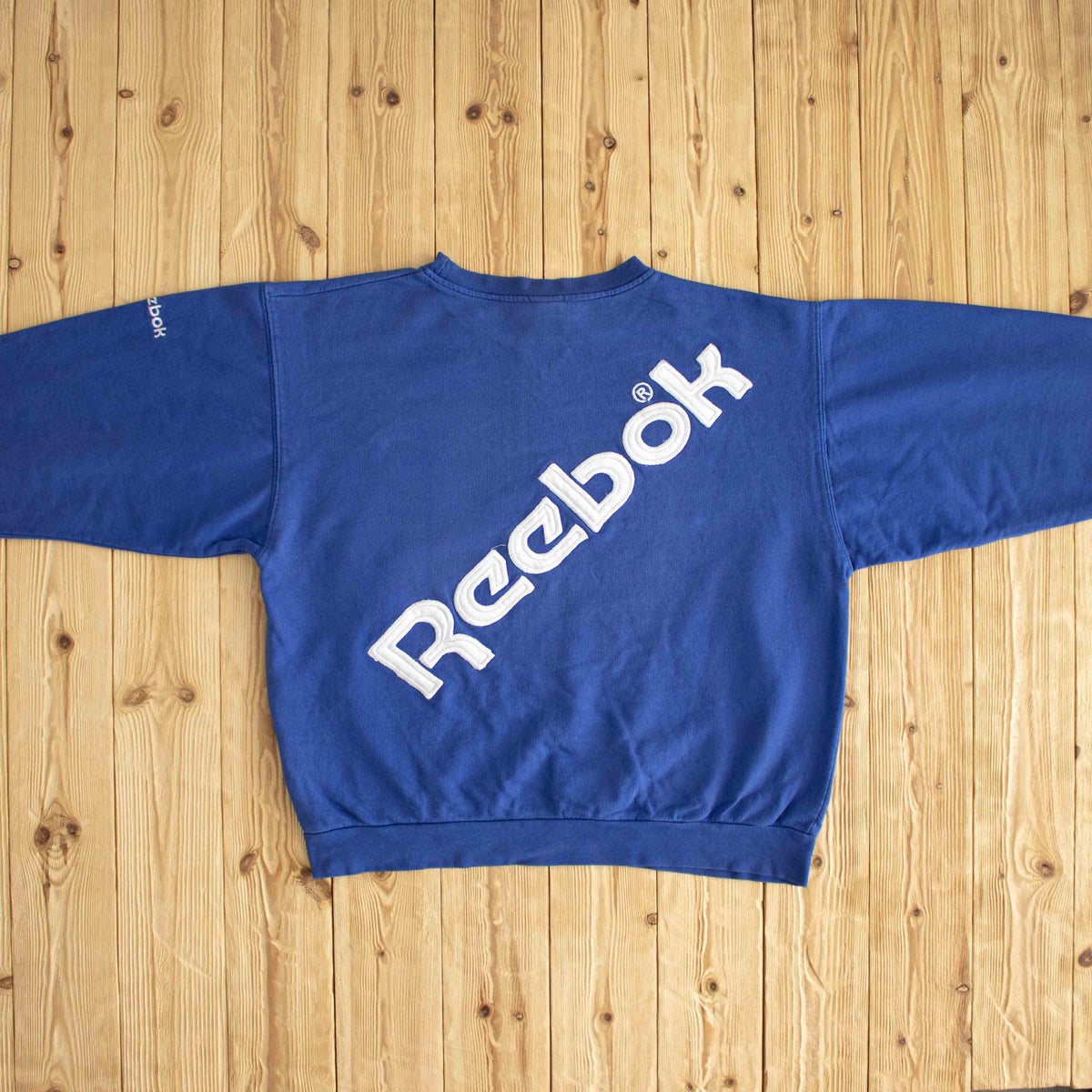 (M) Reebok Logo Vintage Embroidered Sweatshirt Blue