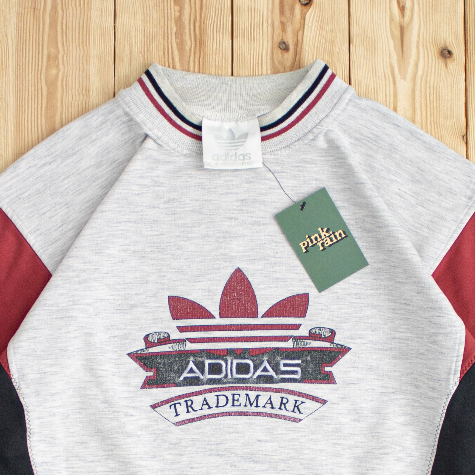 (L) Vintage Adidas Trademark Embroidered Sweatshirt