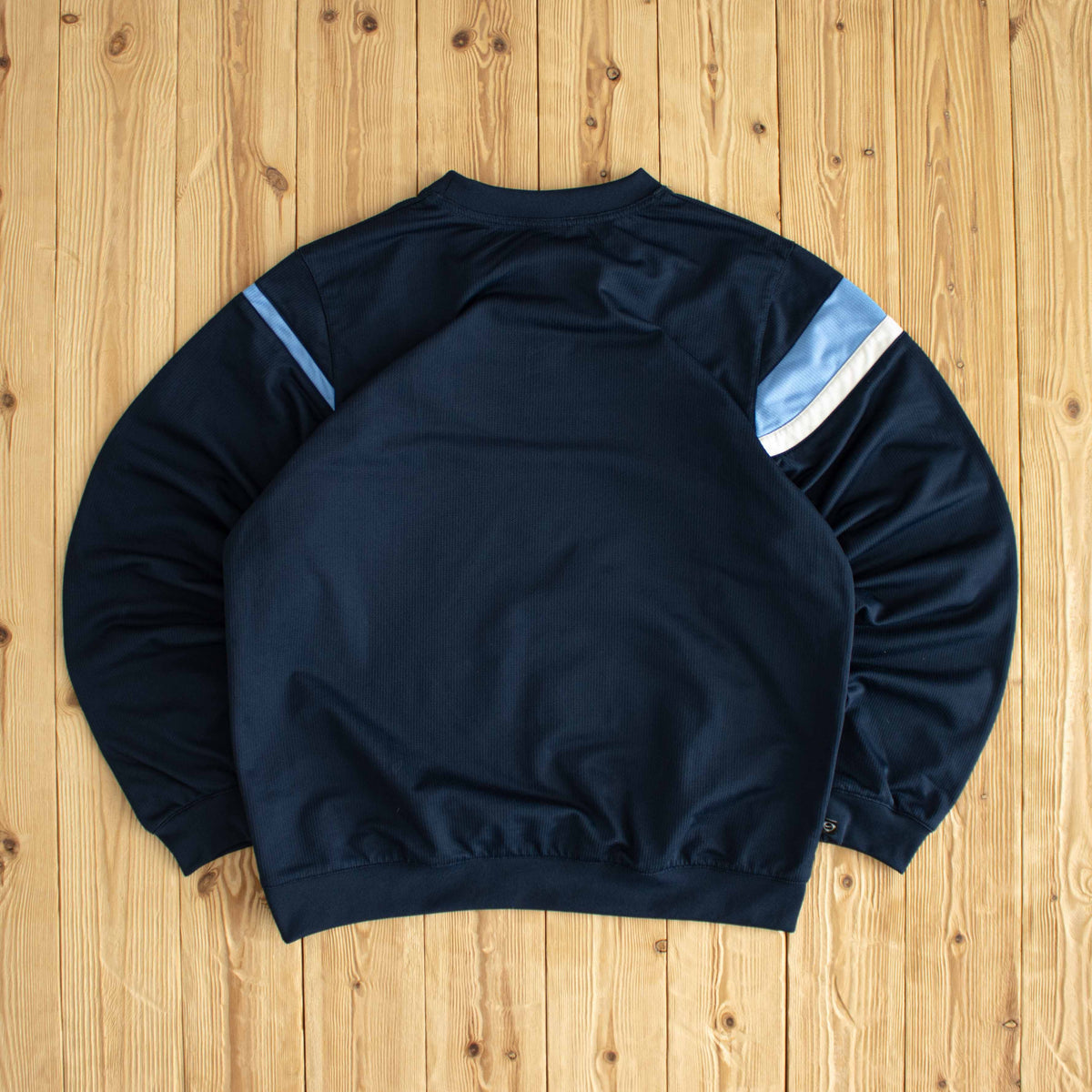 (L) Nike Vintage Essential Embroidered Sweatshirt Blue