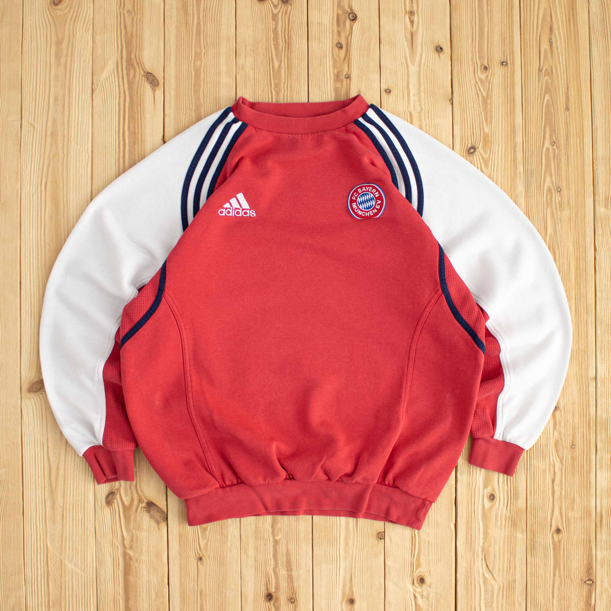 (M) Adidas F.C. Bayern München Vintage Embroidered Sweatshirt Red