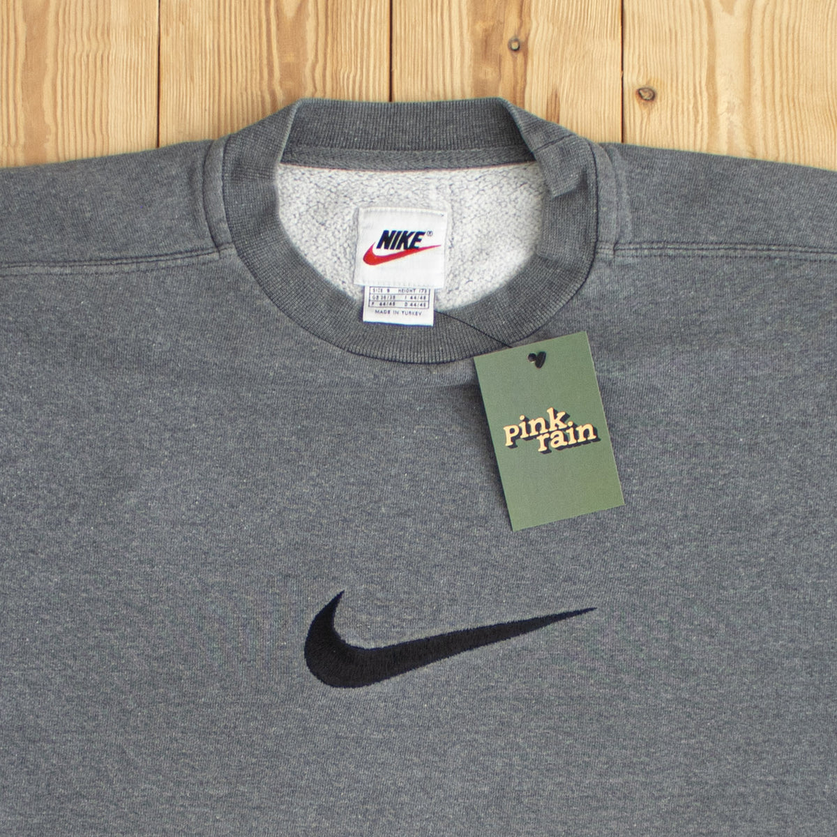 (S) Nike Swoosh Vintage Embroidered Sweatshirt Gray