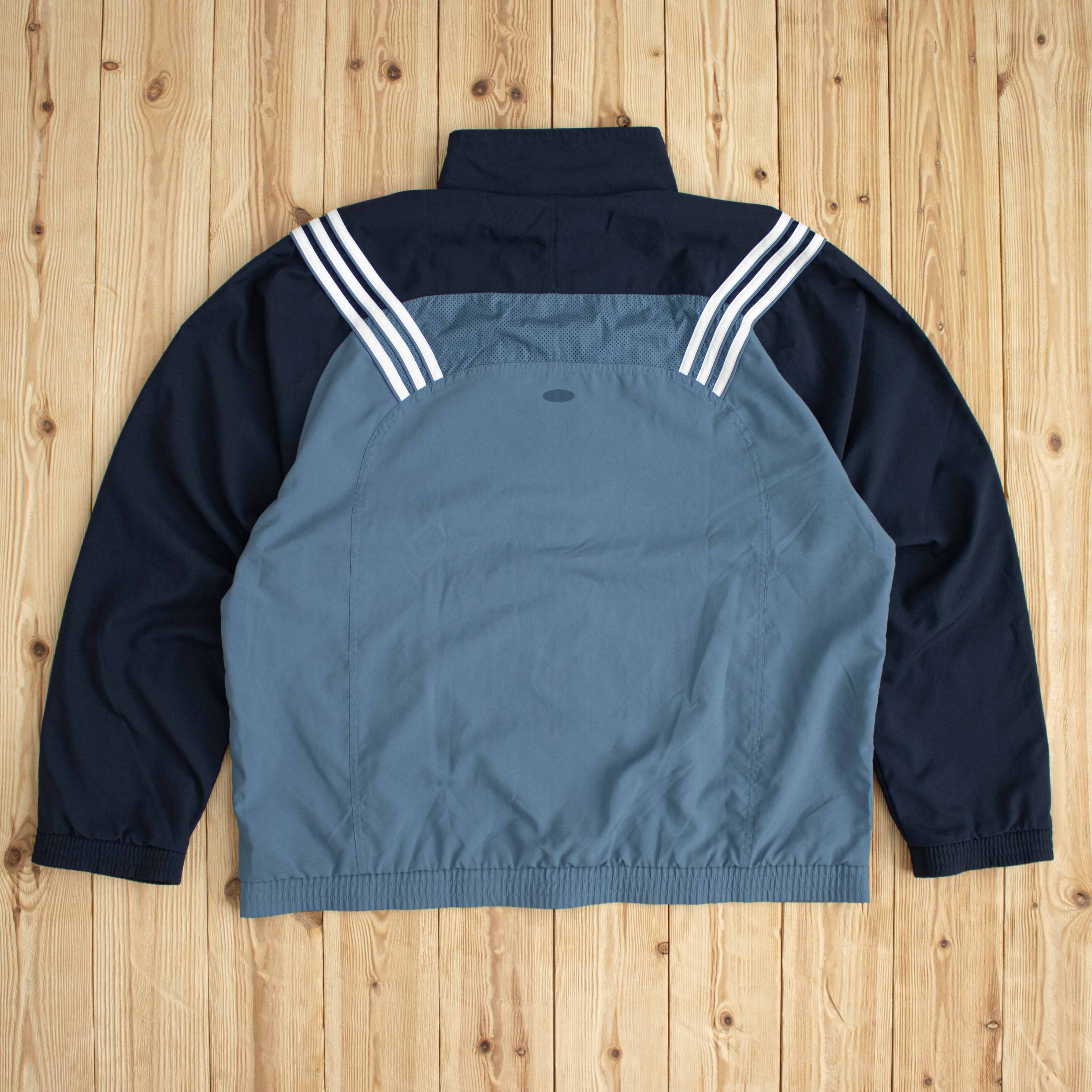 (L) Vintage Adidas Essential Embroidered Jacket