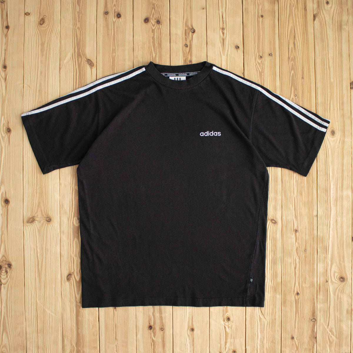 (L) Adidas Vintage Essential Embroidered T-Shirt Black