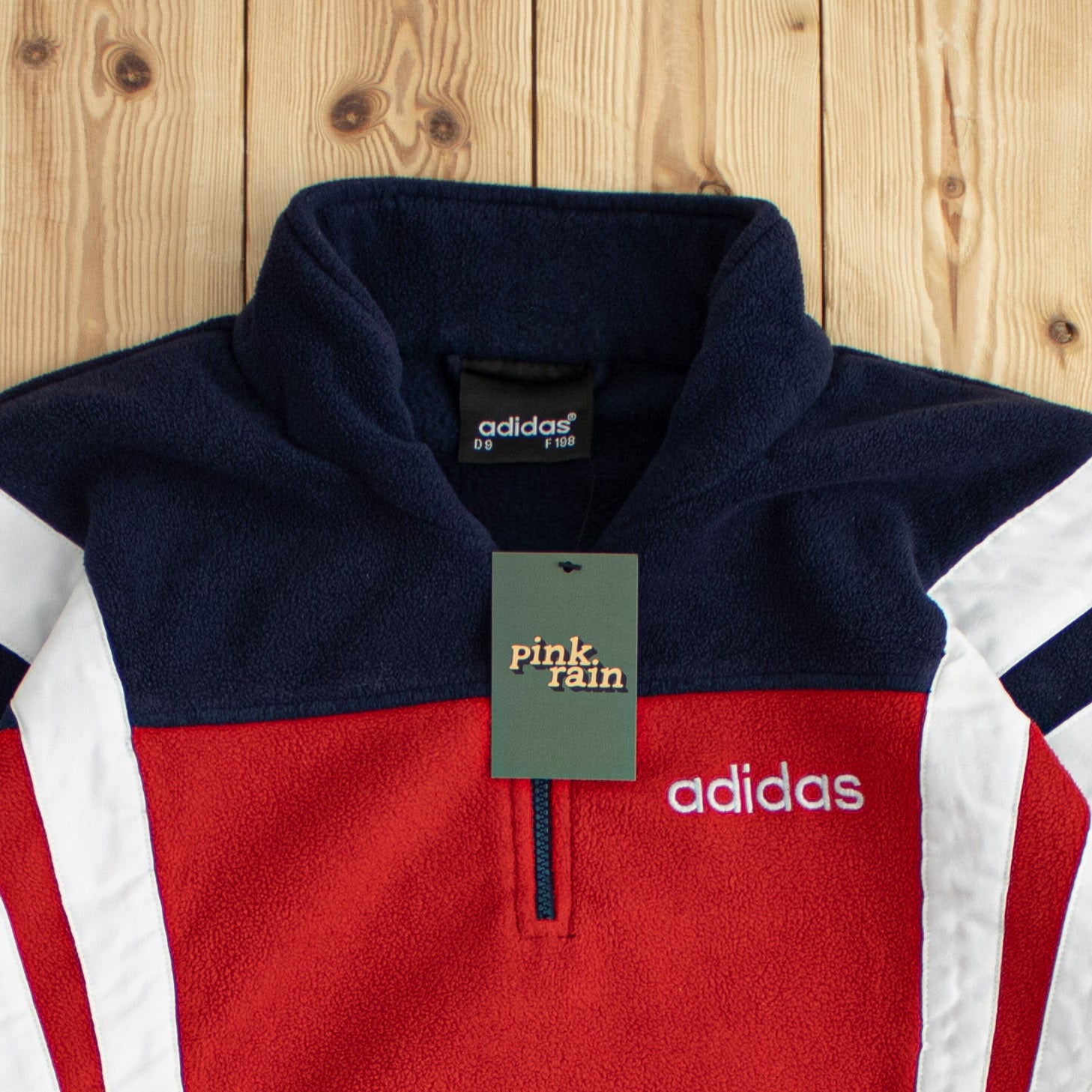 (L/XL) Vintage Adidas Embroidered Fleece Quarter-Zip Sweatshirt