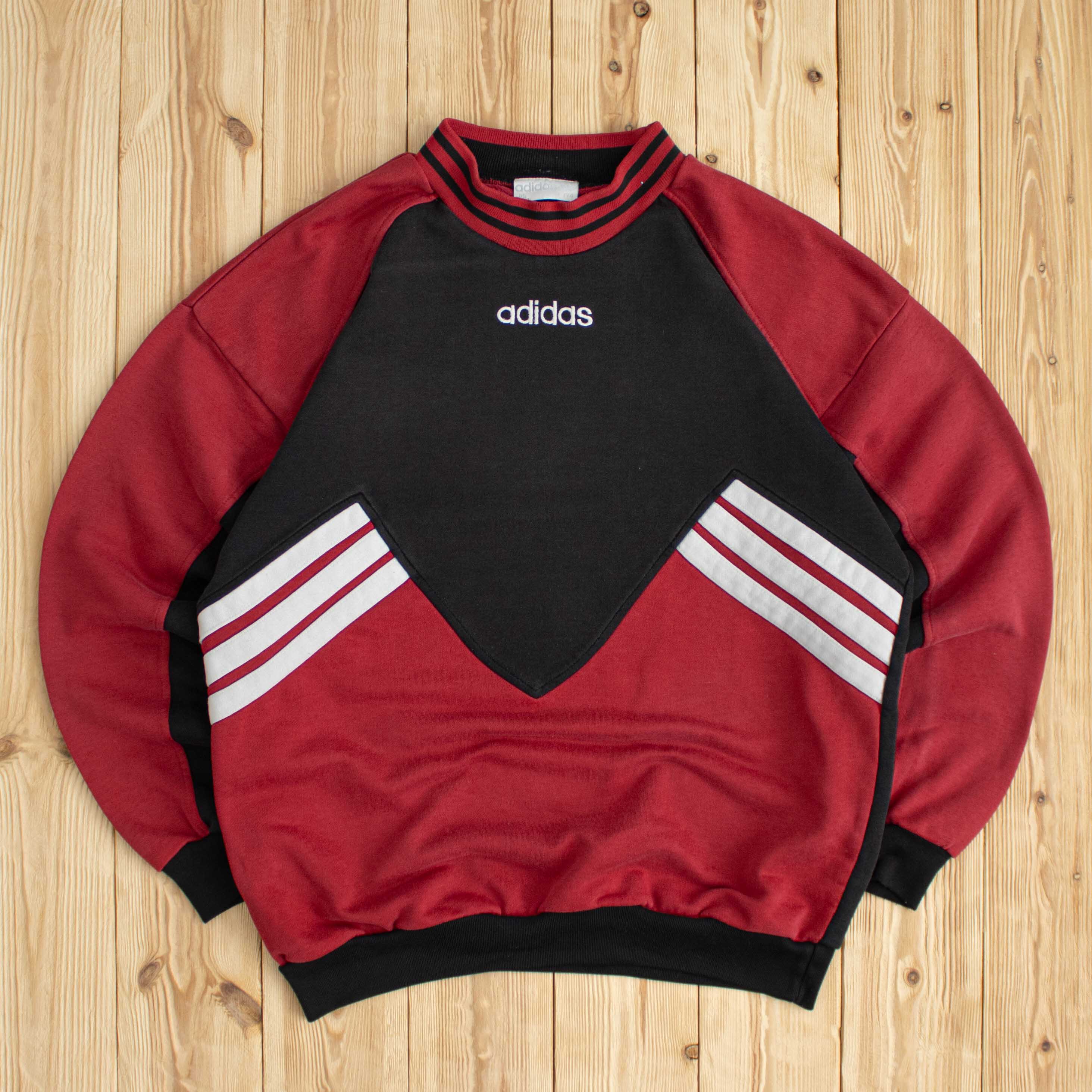 (M) Vintage Adidas Embroidered Sweatshirt