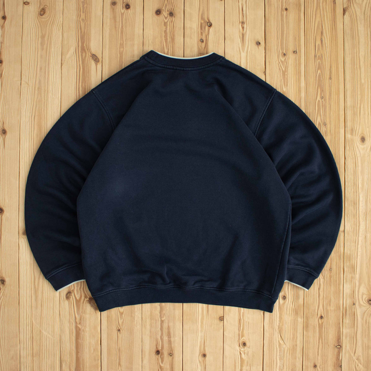 (L) Nike Mini Swoosh Vintage Embroidered Sweatshirt Blue