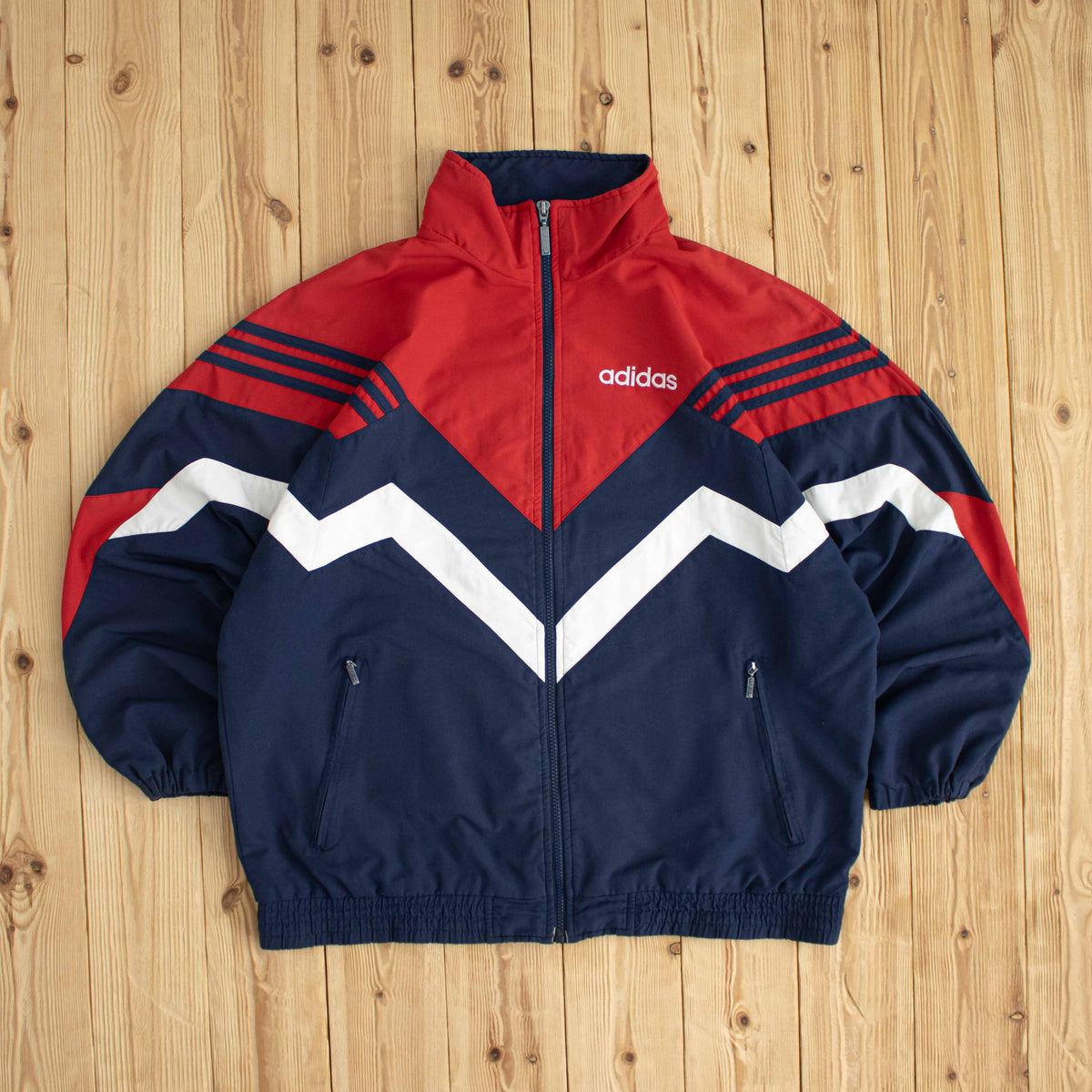 (M/L) Adidas Vintage Embroidered Jacket Red Blue