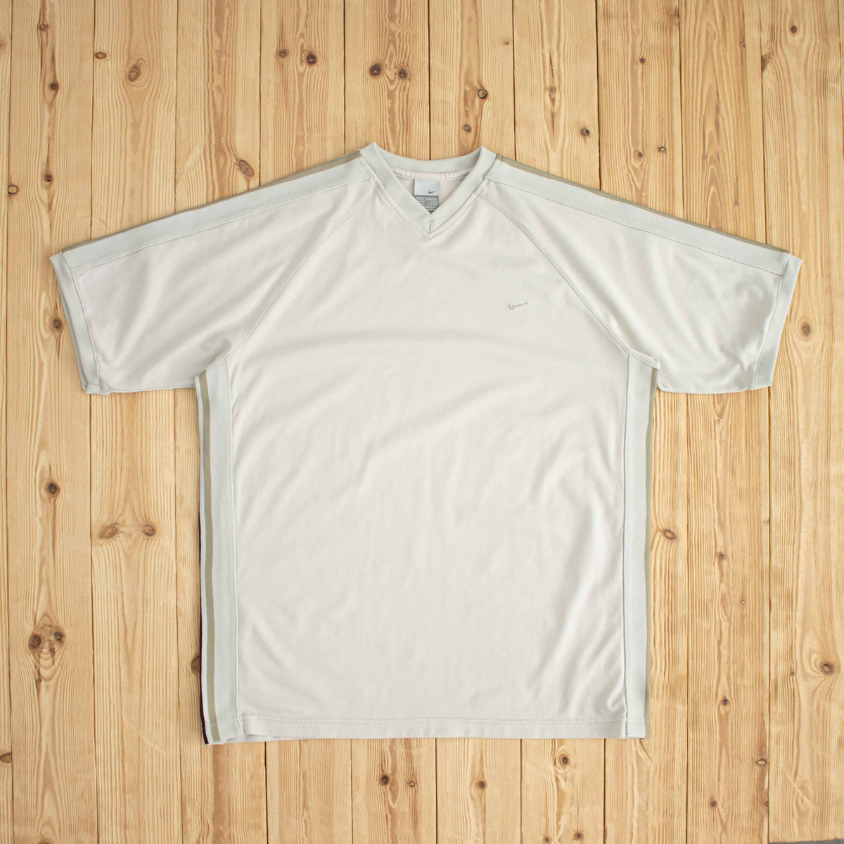 (XL) Nike Vintage Essential Embroidered T-Shirt Beige