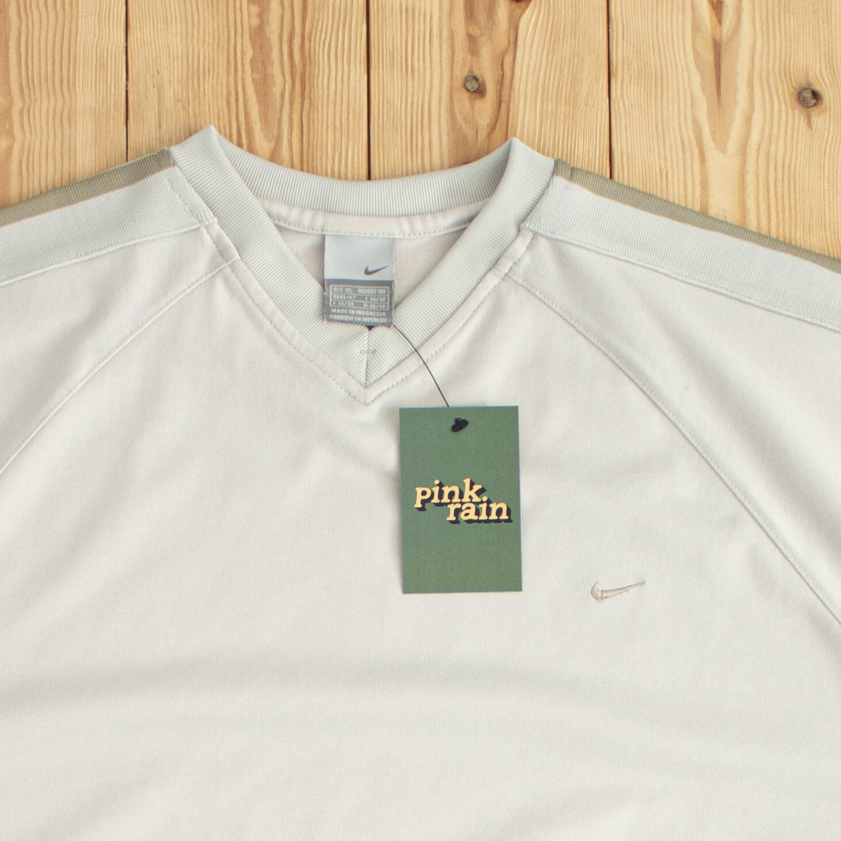 (XL) Nike Vintage Essential Embroidered T-Shirt Beige