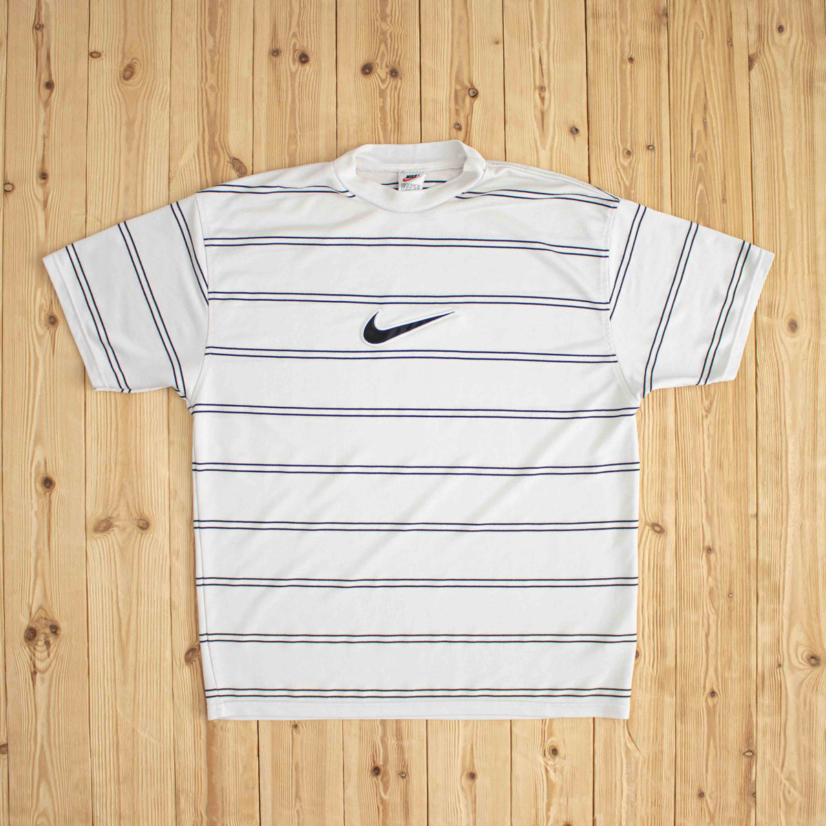 (L/XL) Nike Swoosh Vintage Embroidered T-Shirt Black White