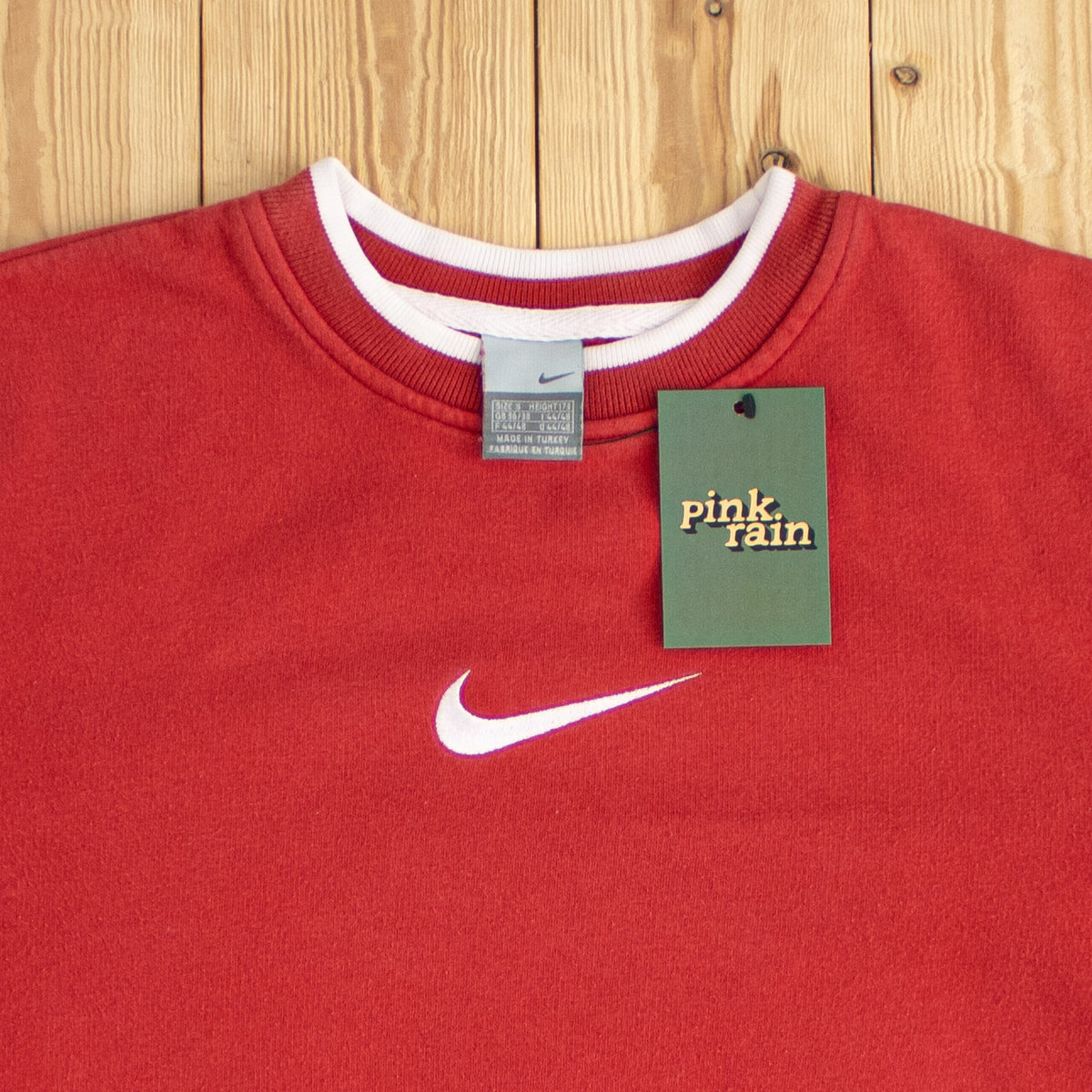 (S) Nike Swoosh Vintage Embroidered Sweatshirt Red