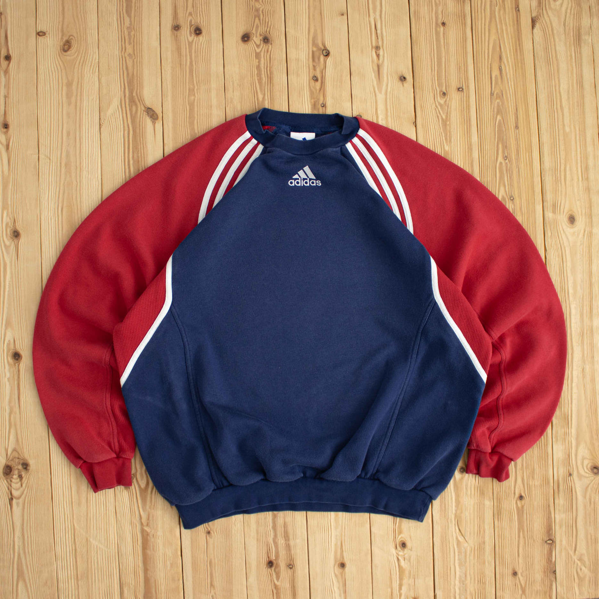 (XL) Adidas Center Logo Vintage Embroidered Sweatshirt Blue