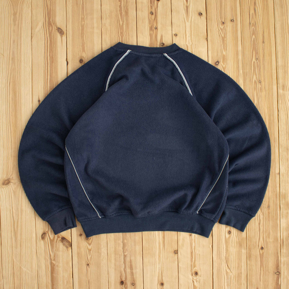 (S) Umbro Vintage Embroidered Fleece Sweatshirt Blue