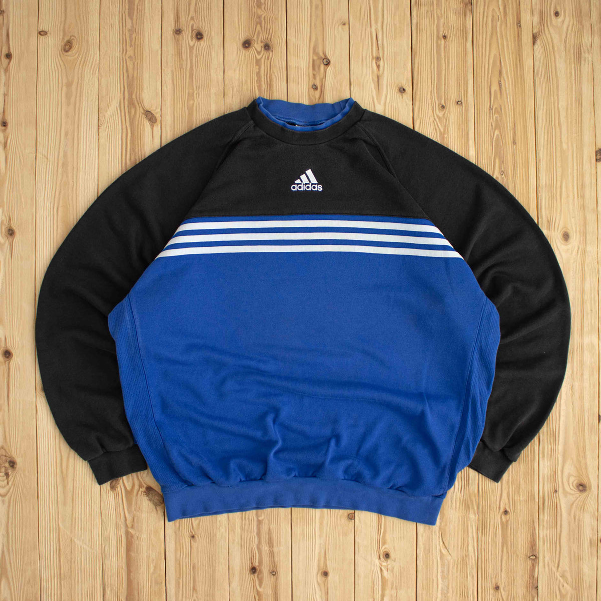 (XL/XXL) Adidas Center Logo Vintage Embroidered Sweatshirt Blue