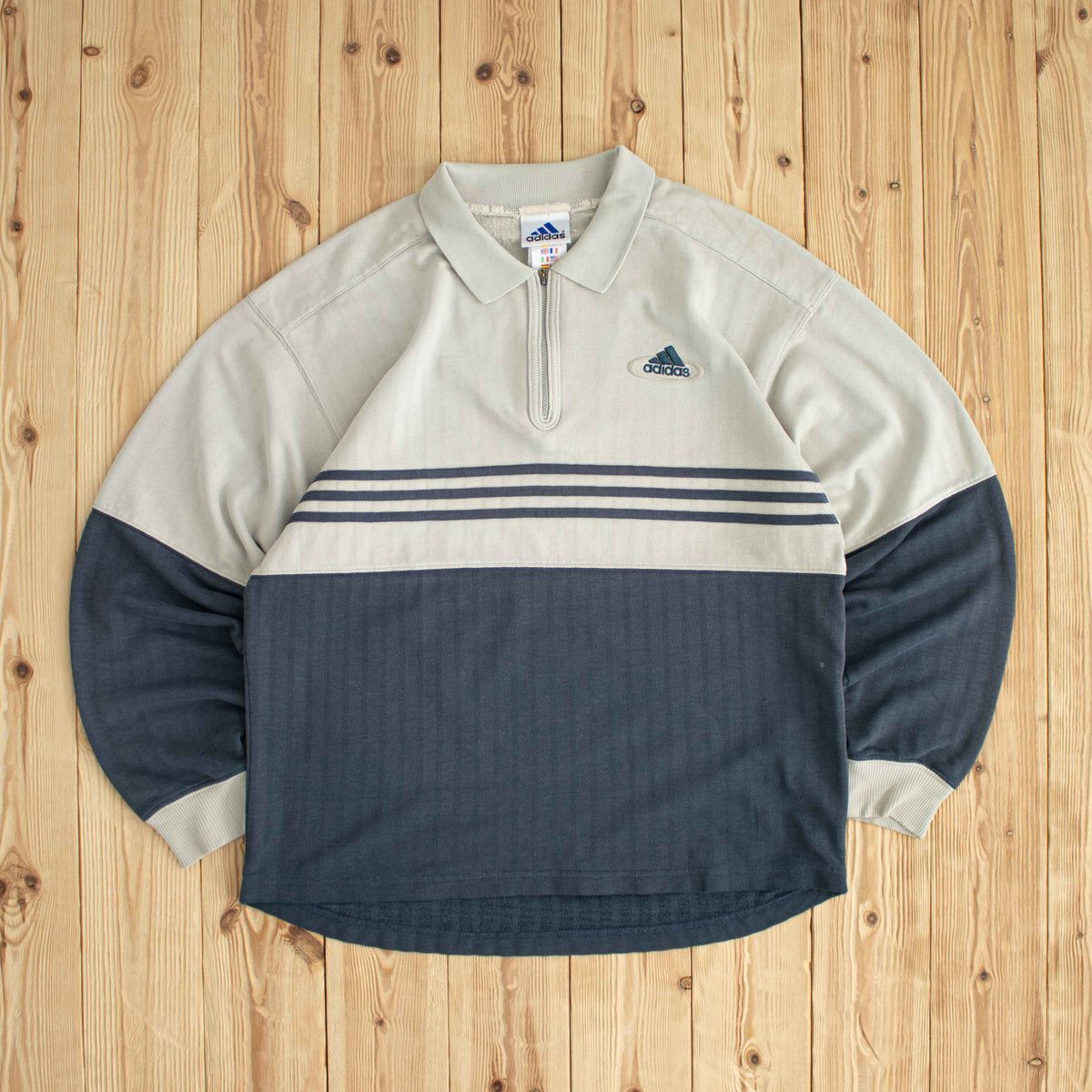 (M) Adidas Vintage Essential Embroidered Long Sleeve Gray Quarter-Zip Beige