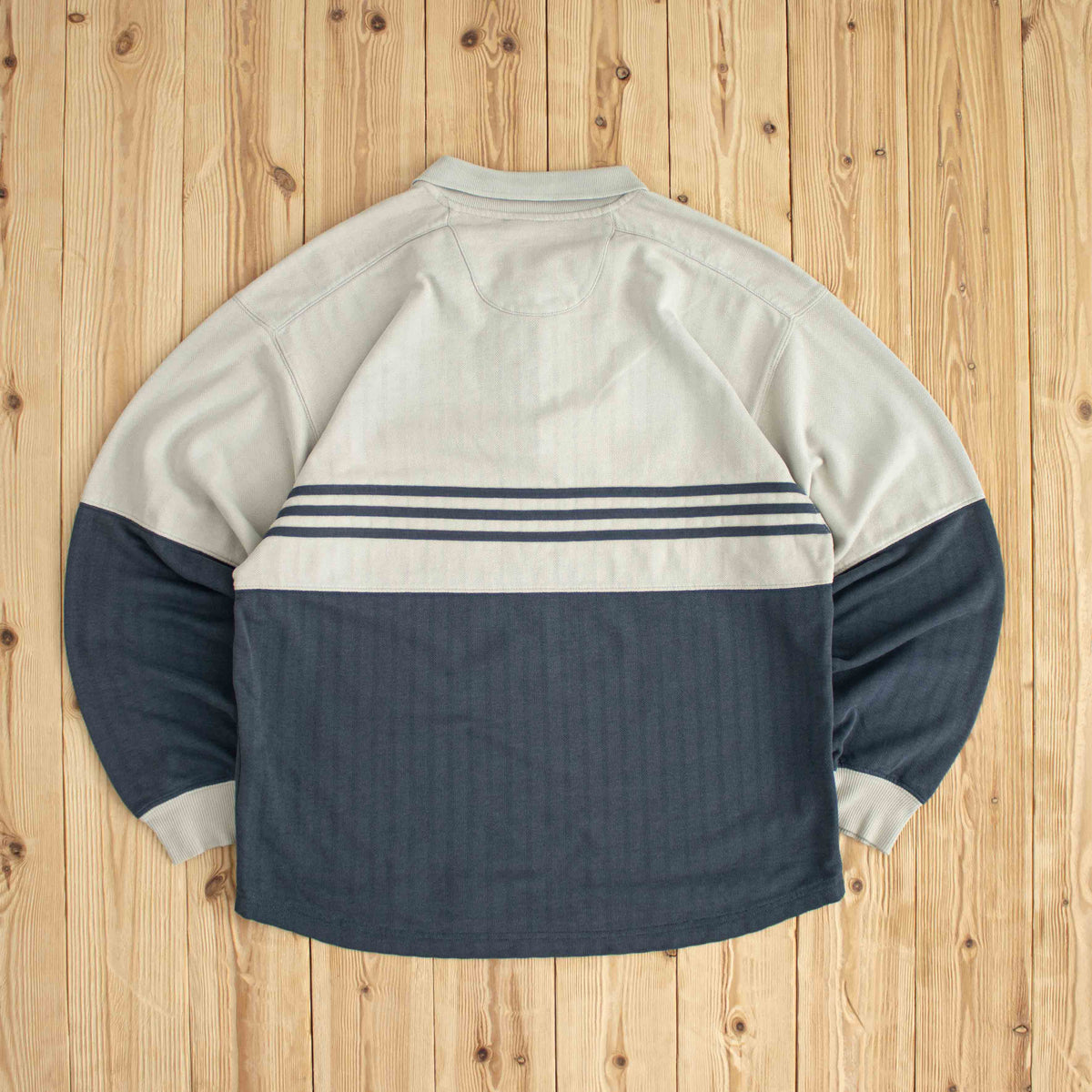 (M) Adidas Vintage Essential Embroidered Long Sleeve Gray Quarter-Zip Beige