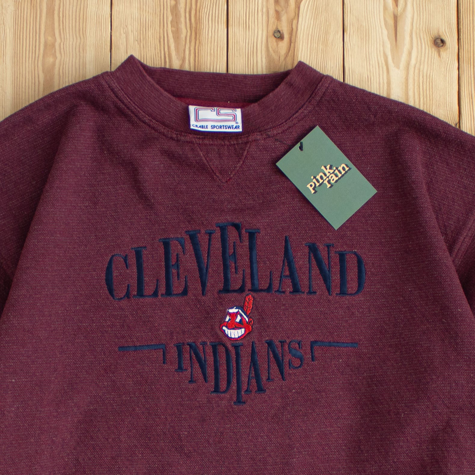 (M) Vintage Cleveland Indians Embroidered Sweatshirt
