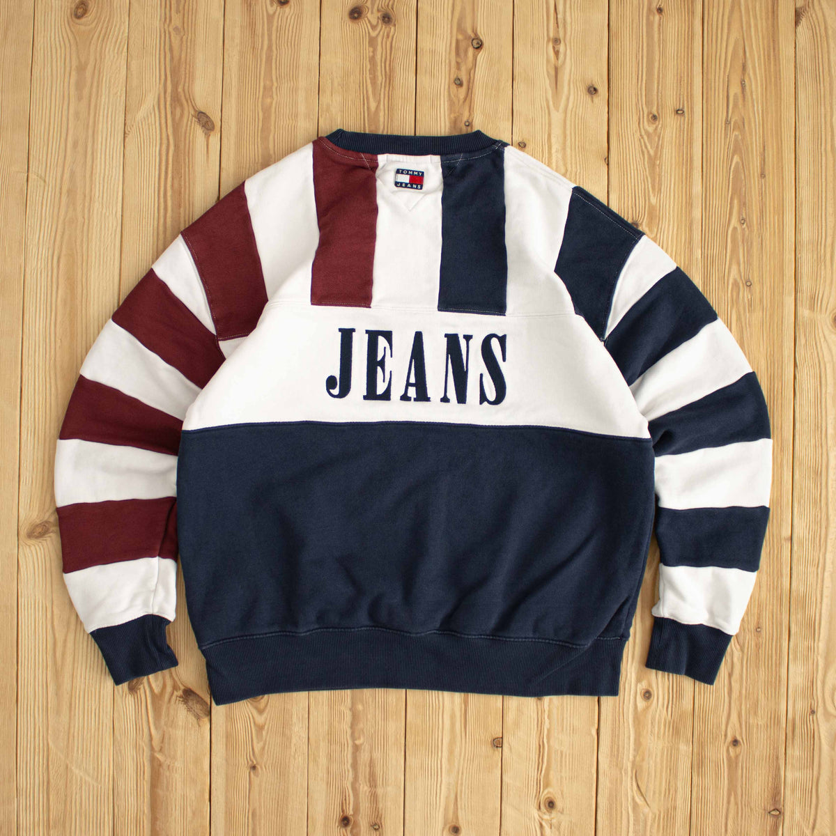 (S/M) Tommy Jeans Vintage Embroidered Sweatshirt Blue White Red
