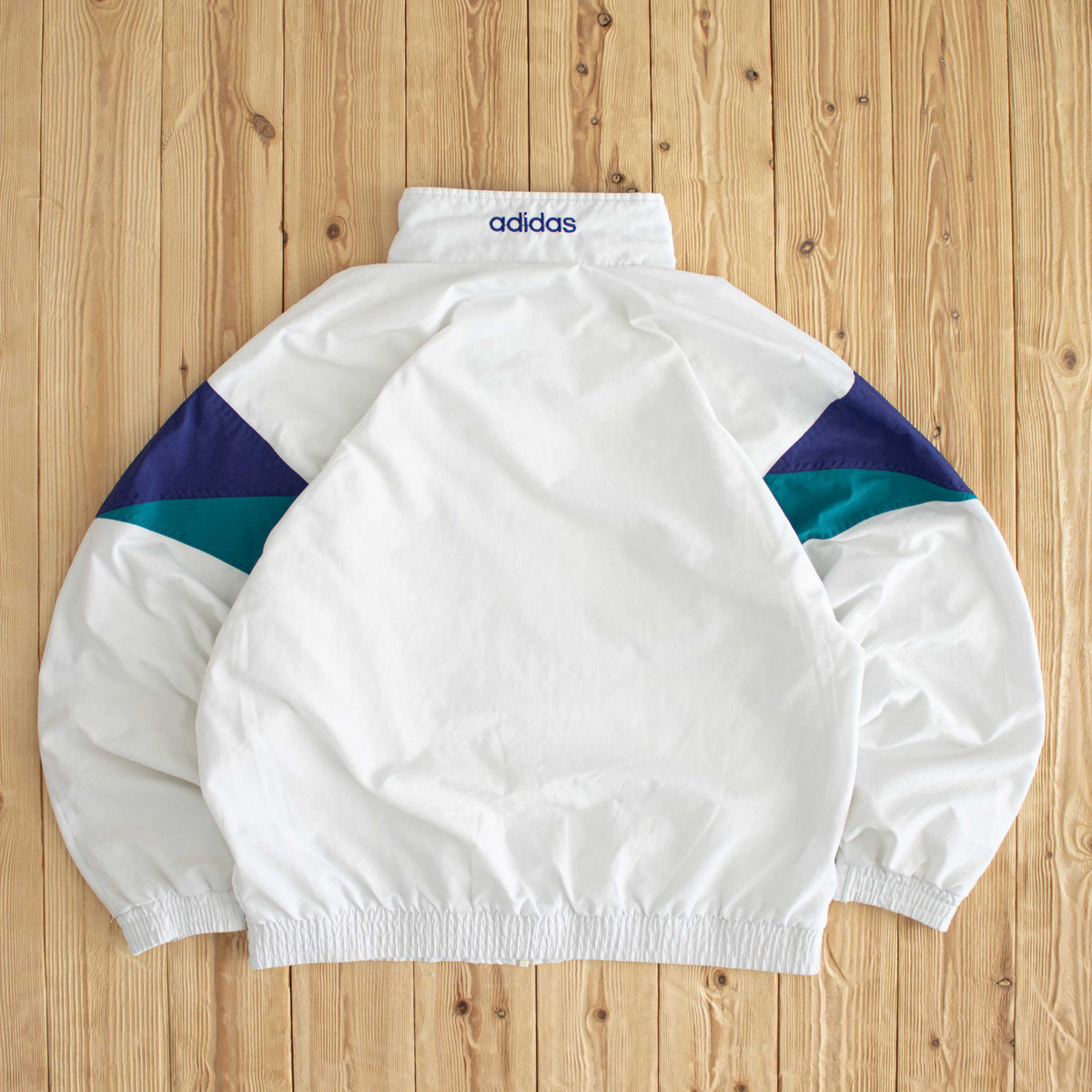 (L) Adidas Vintage Striped Embroidered Jacket White