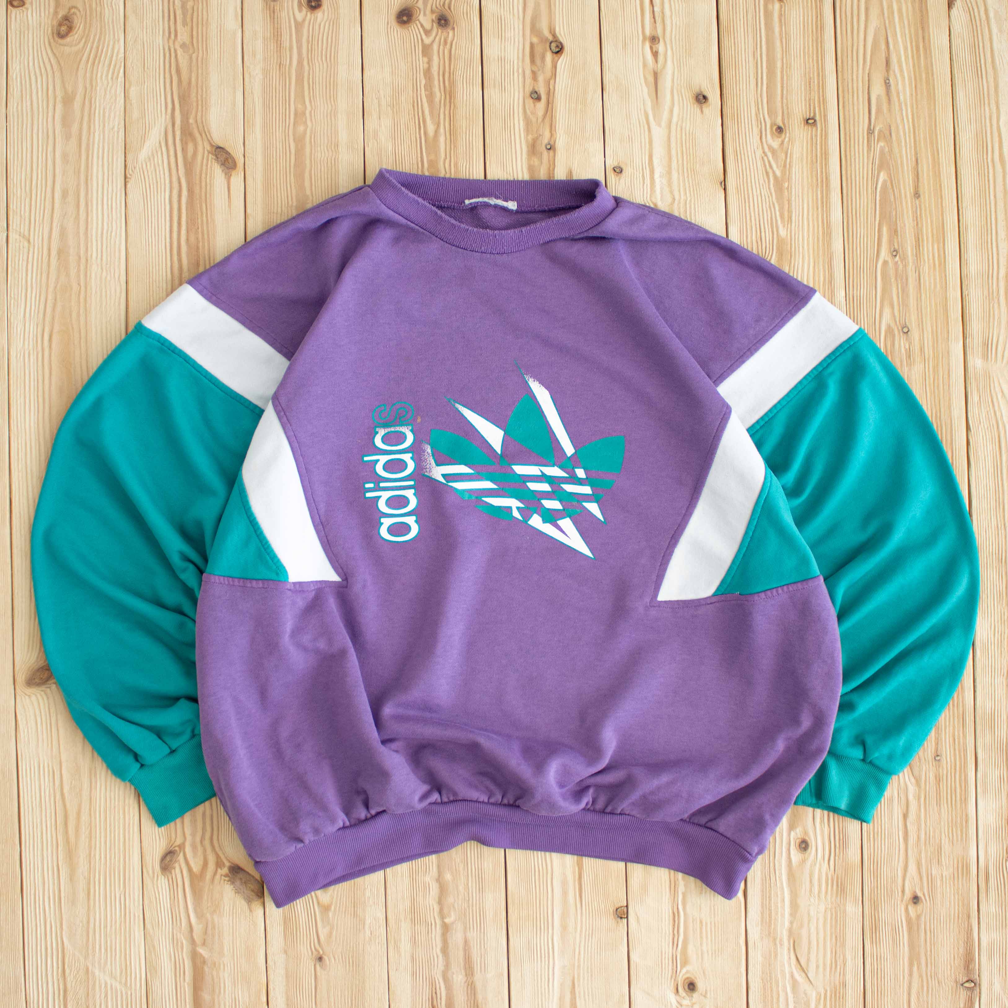 (L/XL) Vintage Adidas Sweatshirt
