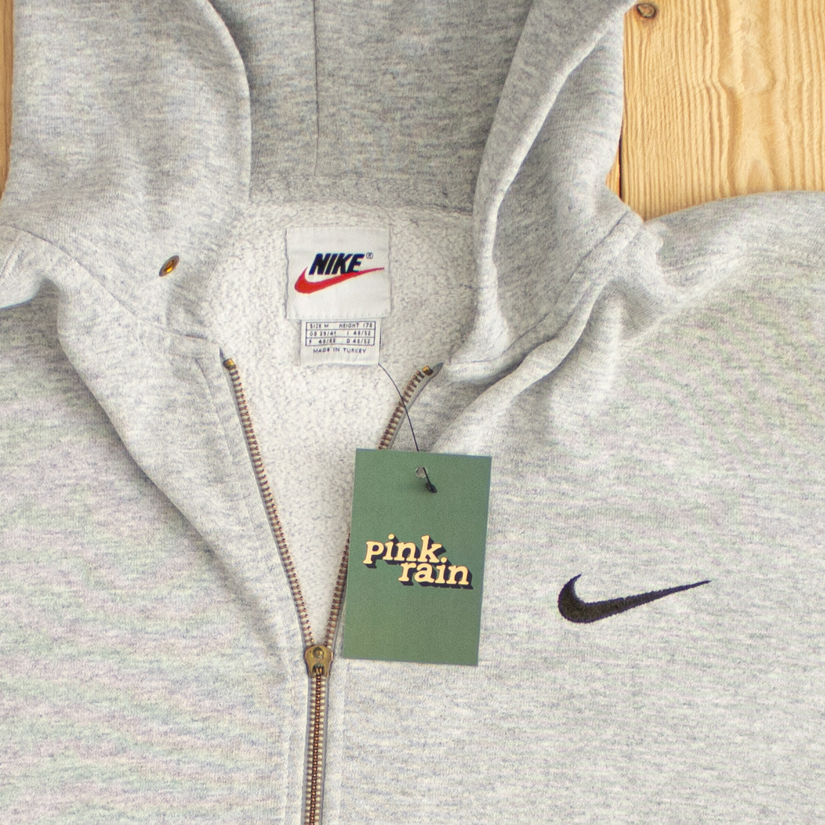 (L) Nike Vintage Essential Embroidered Full-Zip Hoodie Gray