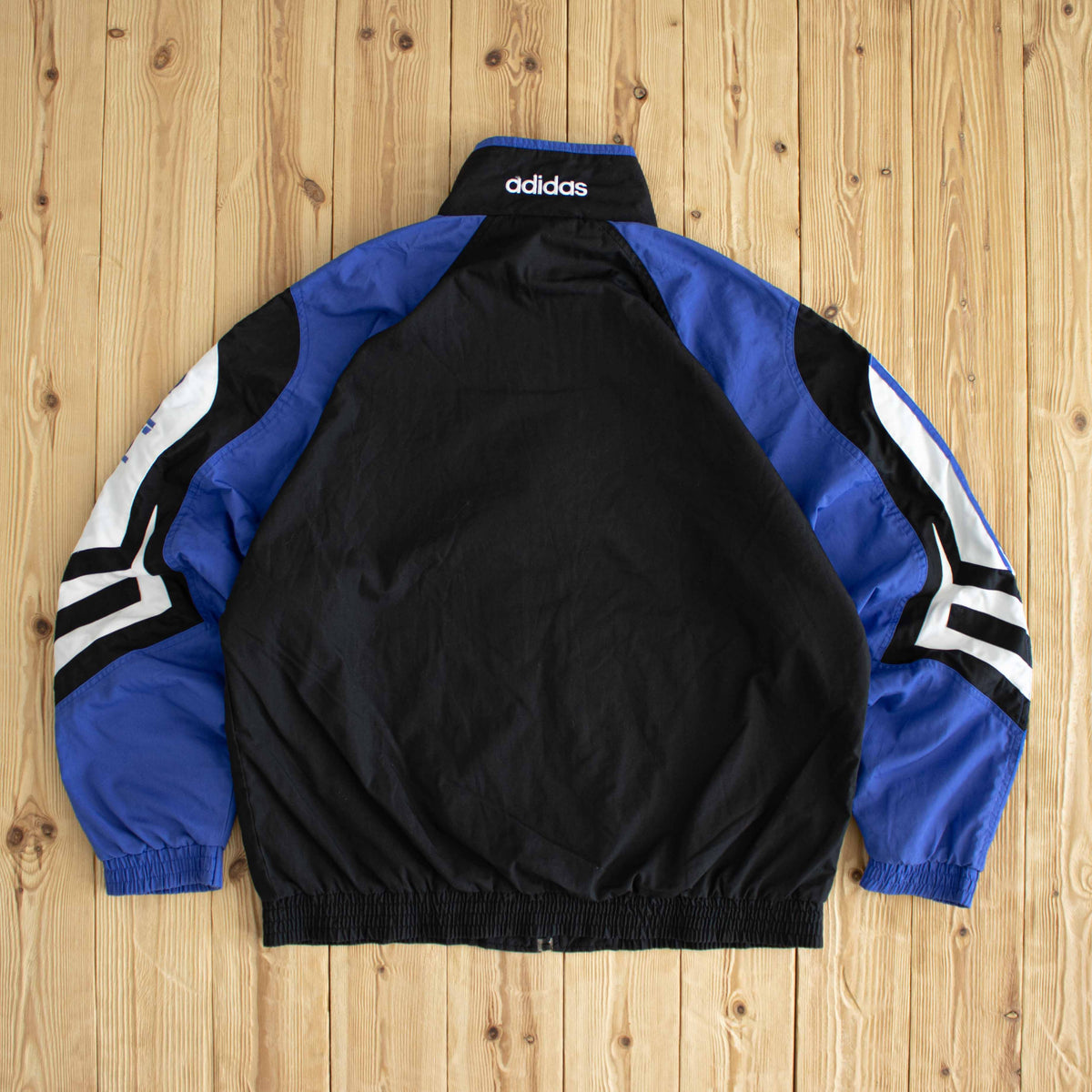 (L) Adidas Vintage Embroidered Jacket Black Blue