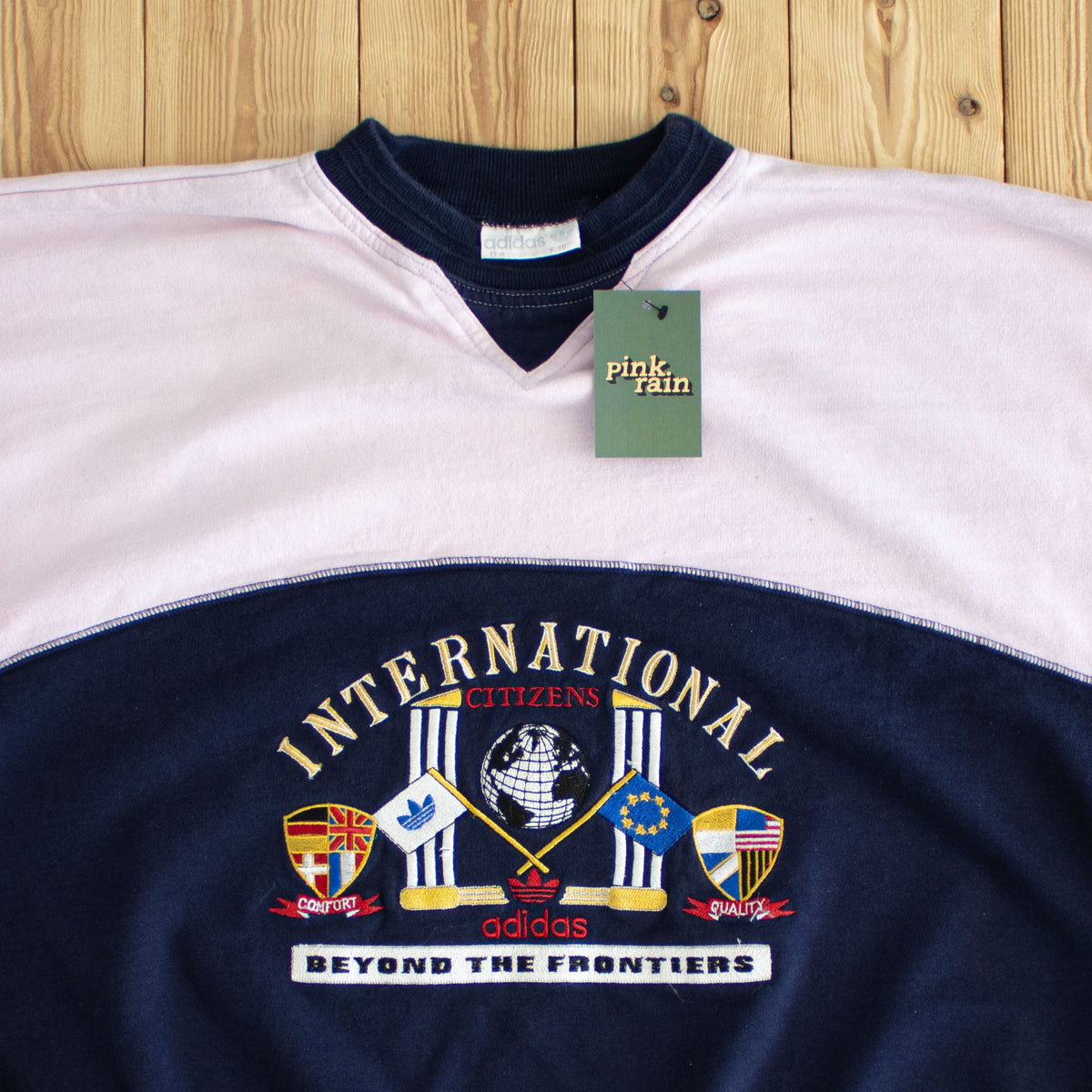 (XL) Adidas International Citizens Vintage Embroidered Sweatshirt Blue