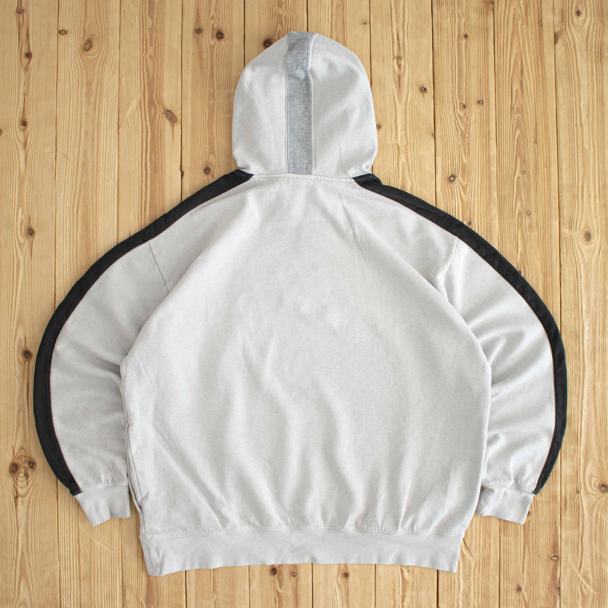 (XL) Nike Vintage Embroidered Hoodie Gray