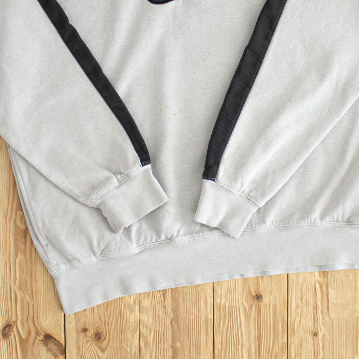 (XL) Nike Vintage Embroidered Hoodie Gray