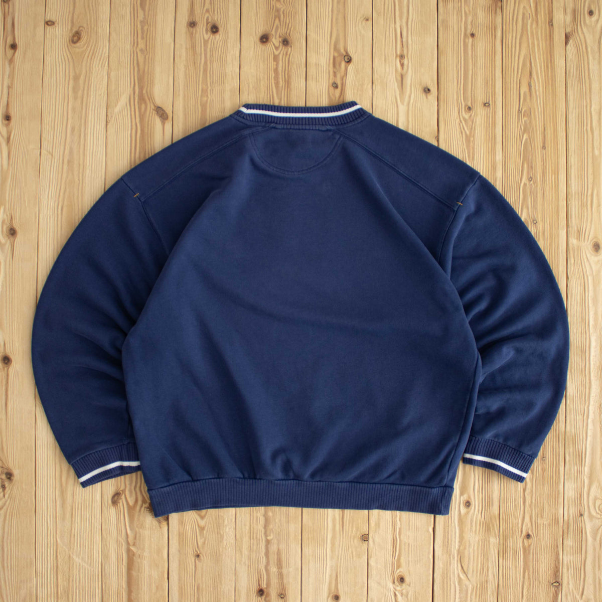 (L) Nike Spell Out Vintage Embroidered Sweatshirt Blue