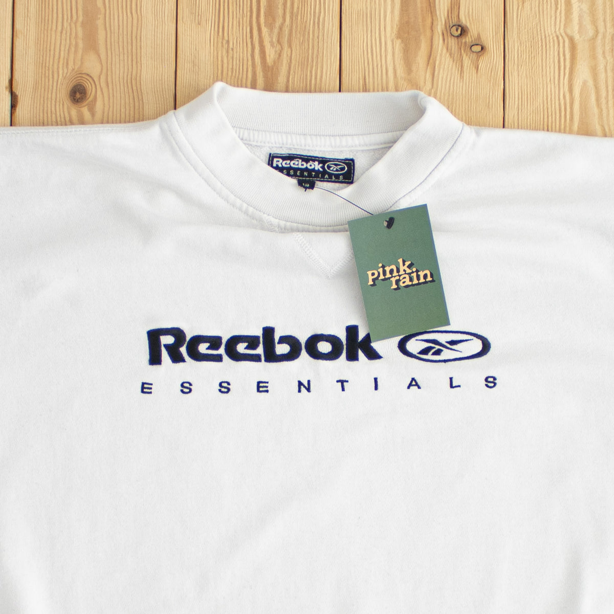(M) Reebok Essentials Vintage Embroidered Sweatshirt White