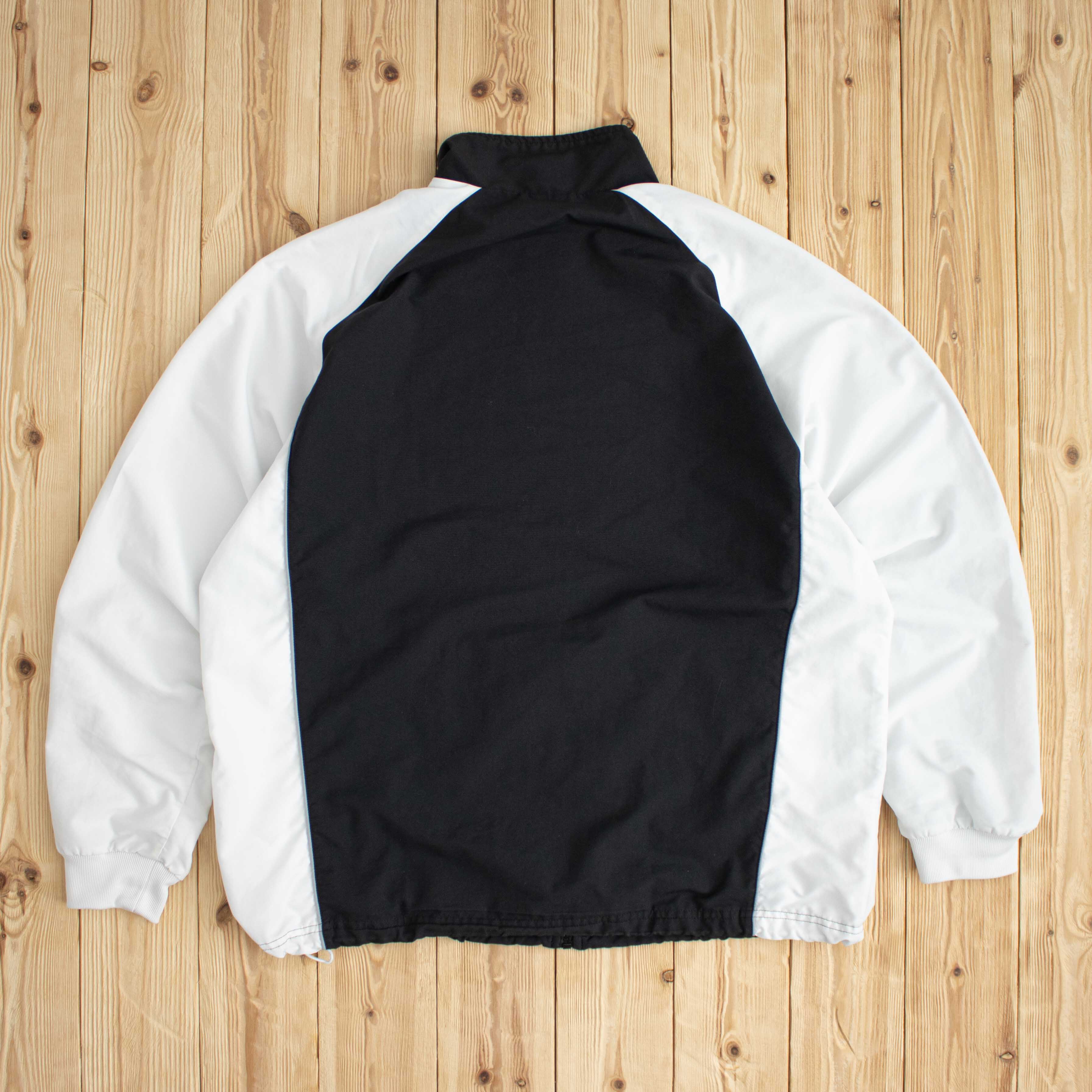 (L) Vintage Adidas Essential Embroidered Jacket