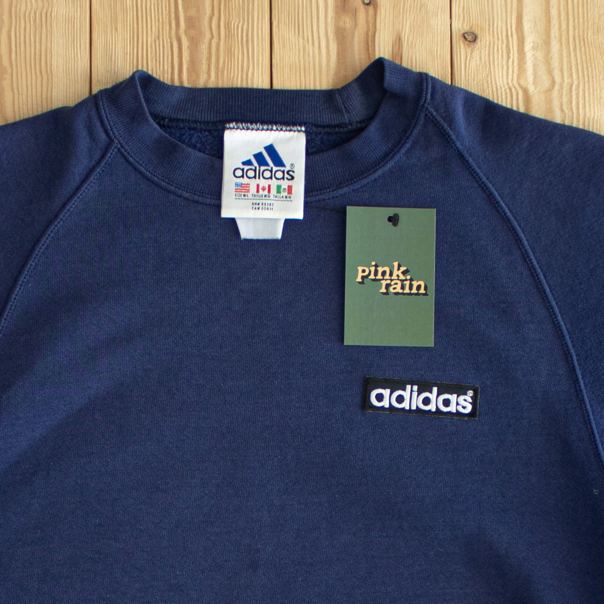 (M) Adidas Vintage Essential Embroidered Sweatshirt Blue