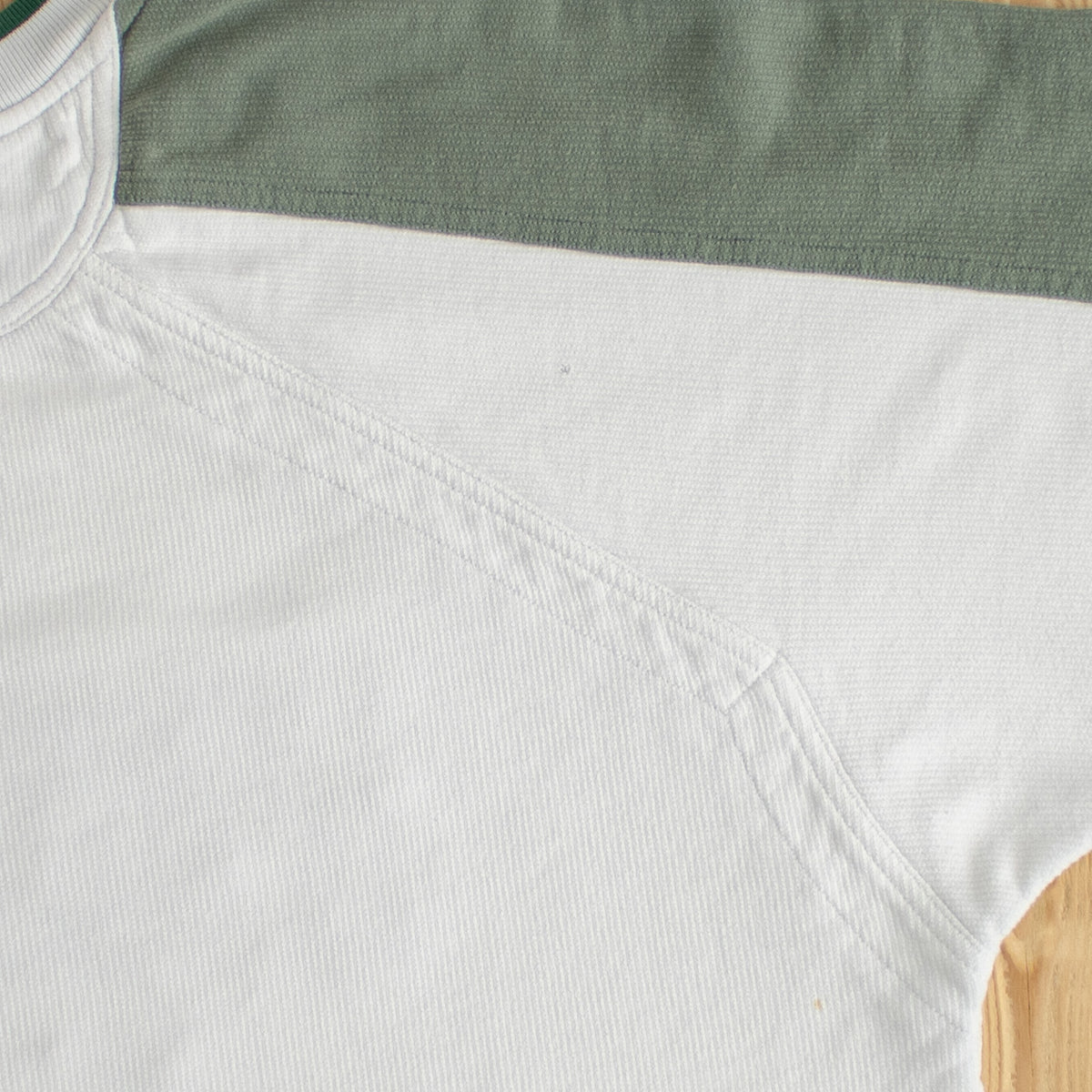 (L) Nike Spell Out Vintage Embroidered Sweatshirt White