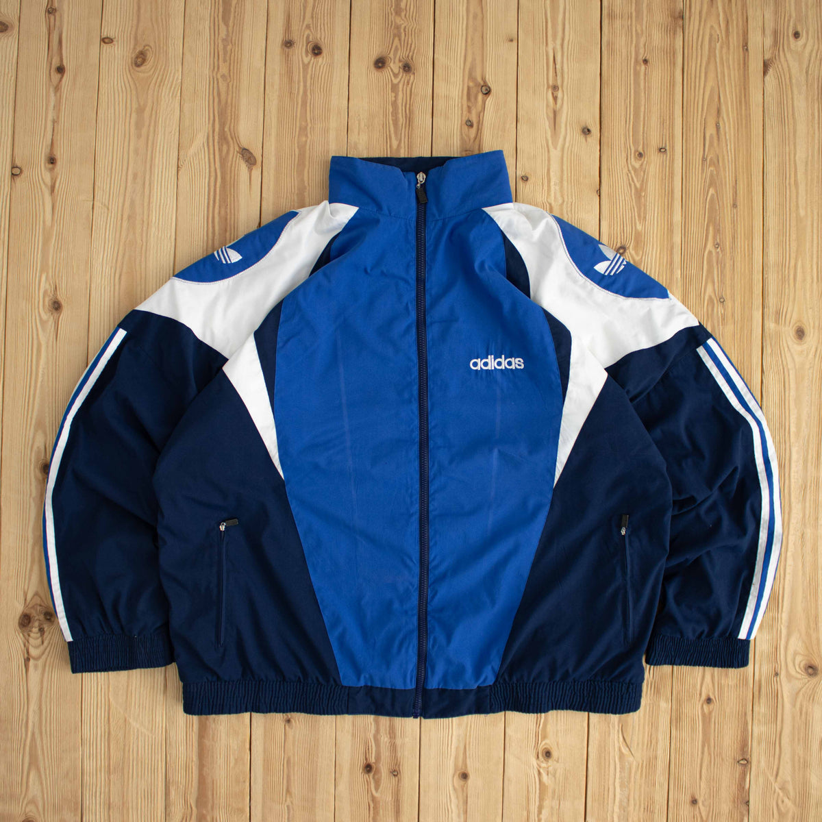 (L/XL) Adidas Vintage Embroidered Jacket Blue