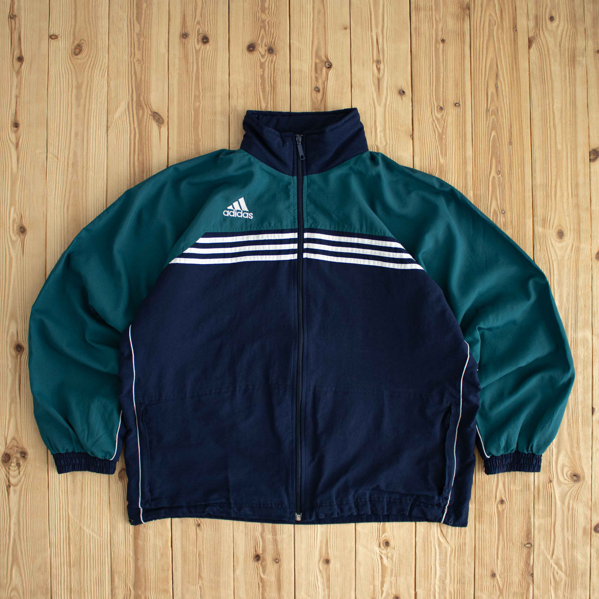 (XL) Adidas Vintage Essential Embroidered Light Jacket Blue