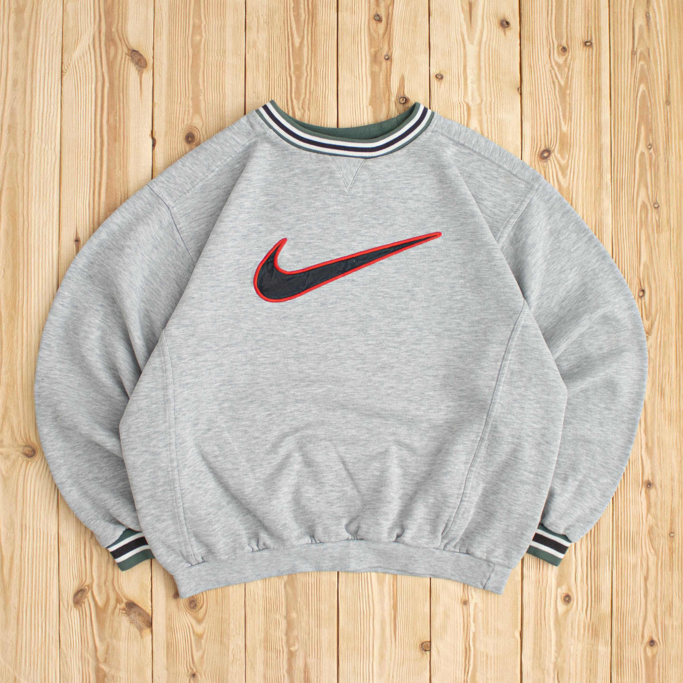 (S/M) Vintage Nike Swoosh Embroidered Sweatshirt