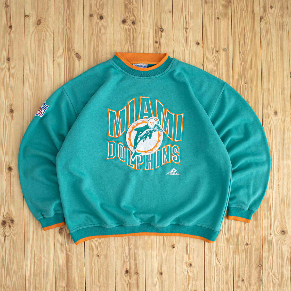 (L/XL) Apex Miami Dolphins NFL Vintage Embroidered Sweatshirt Blue