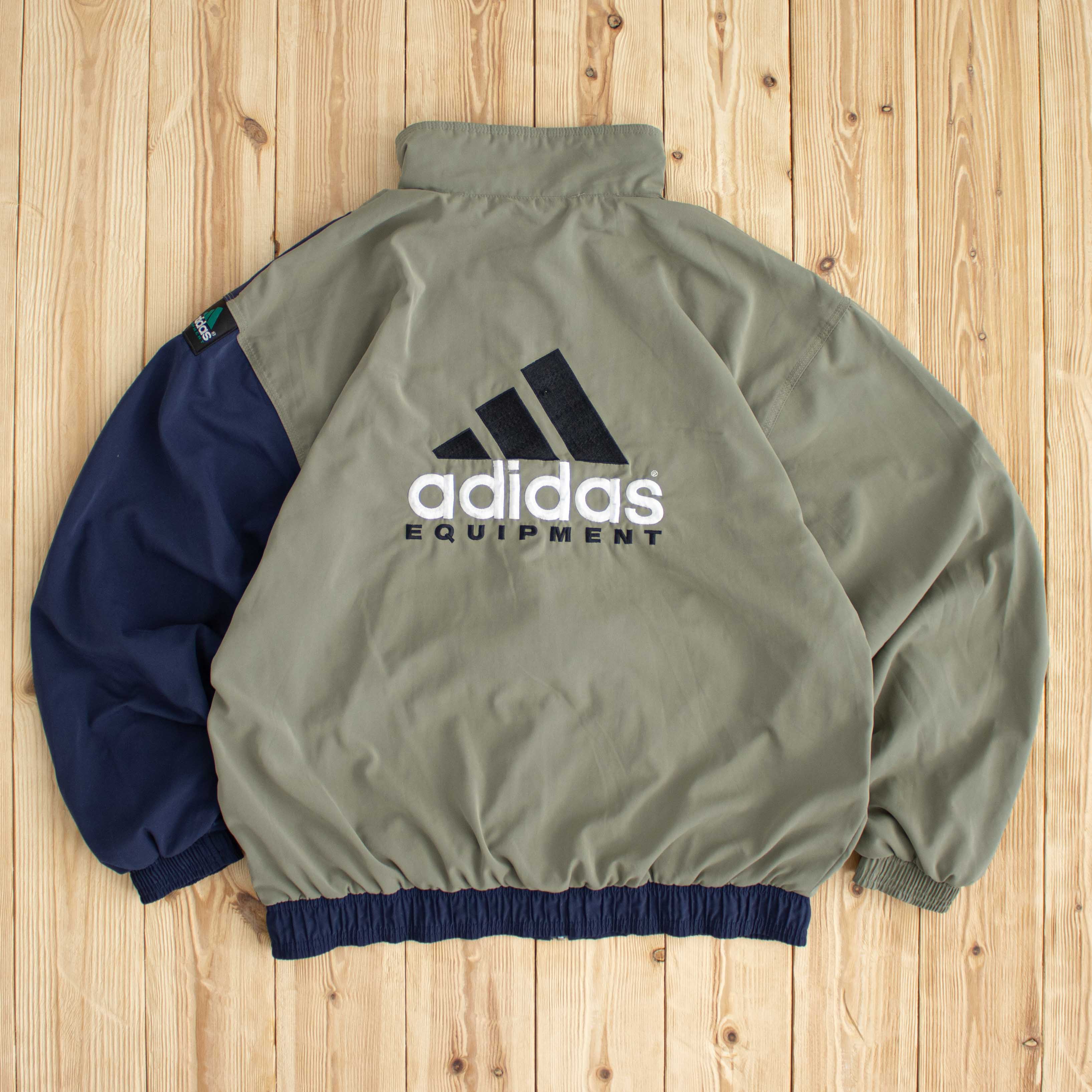 (M/L) Vintage Adidas Equipment Embroidered Jacket