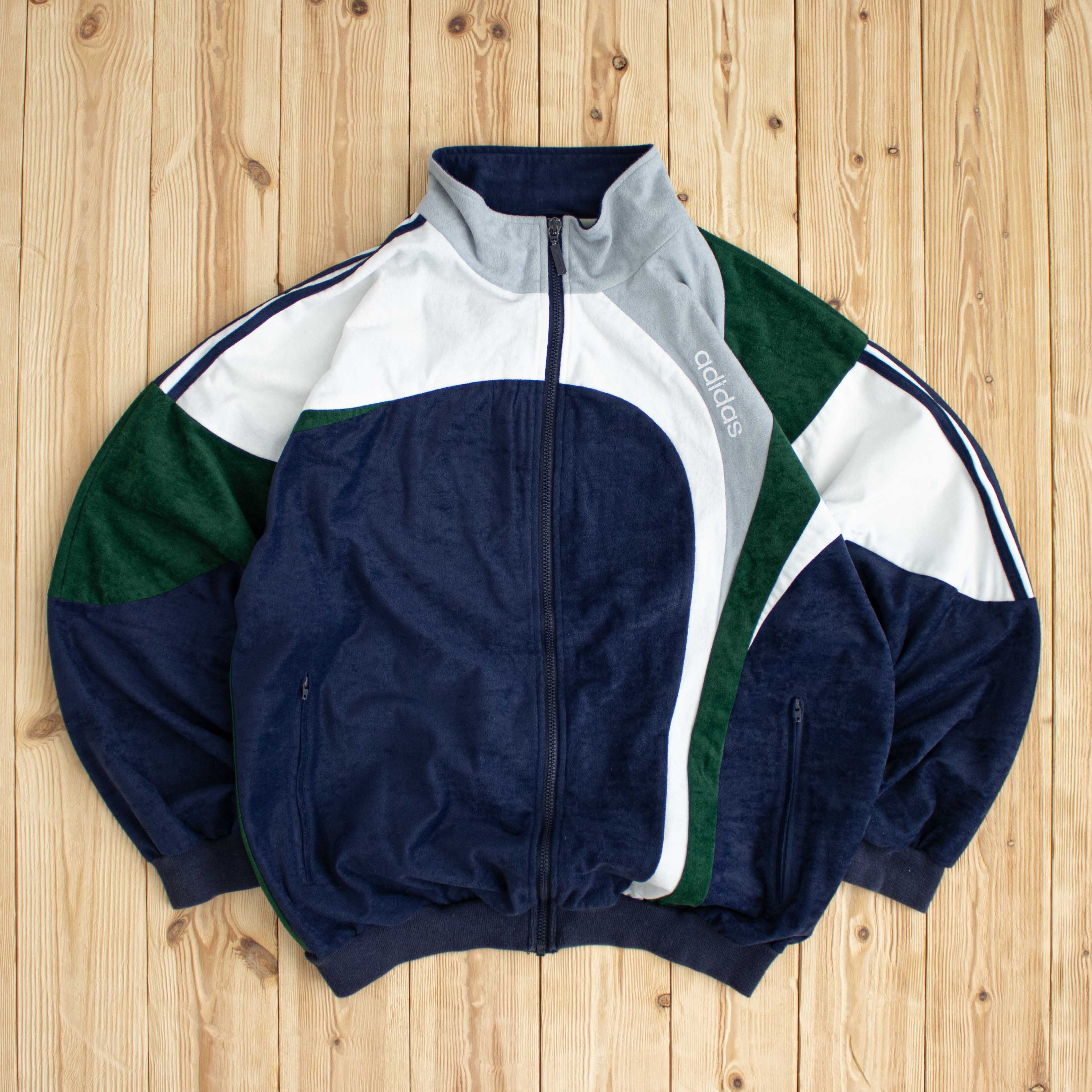 (M/L) Vintage Adidas Embroidered Jacket