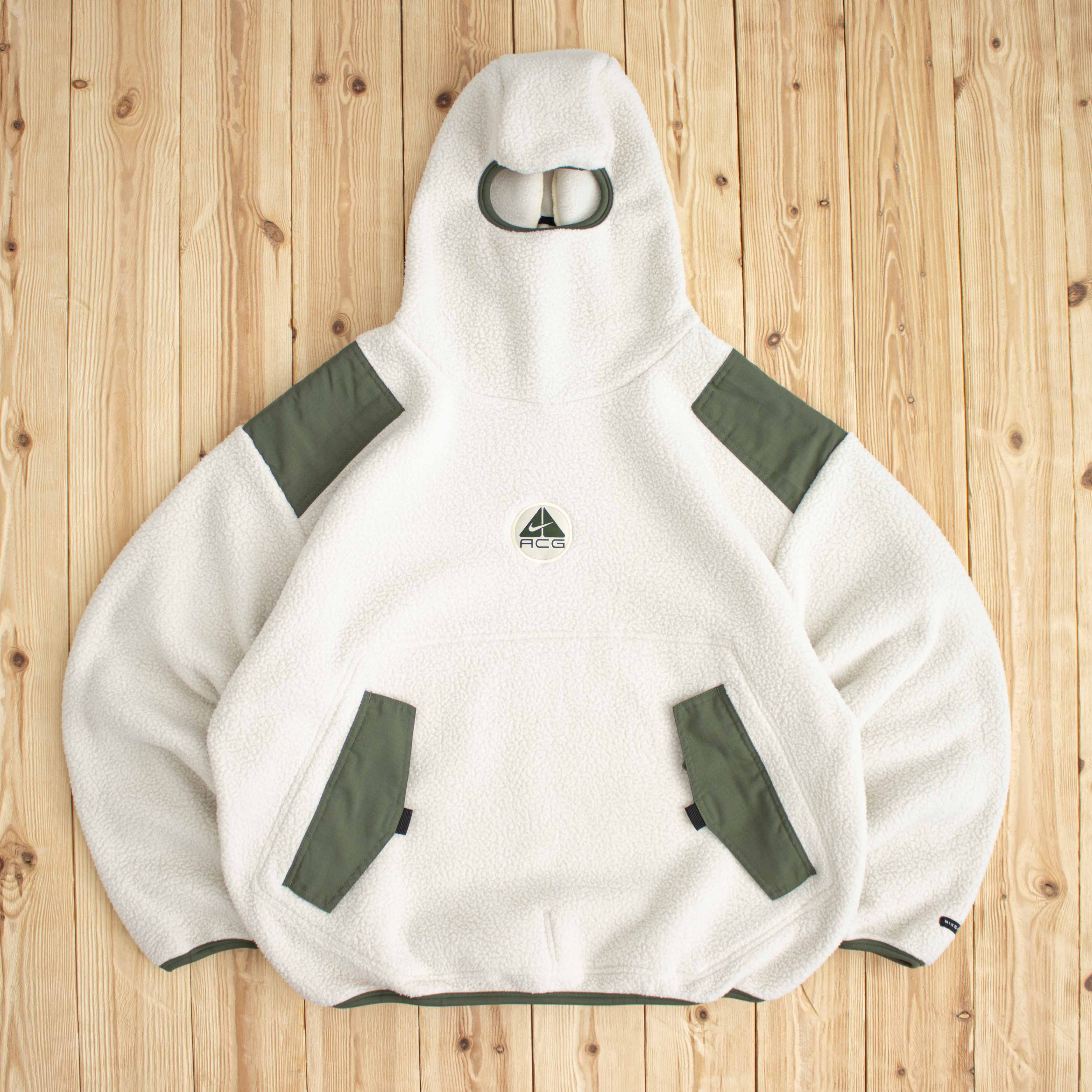 (L) Vintage Nike ACG Ninja Fleece Embroidered Jacket