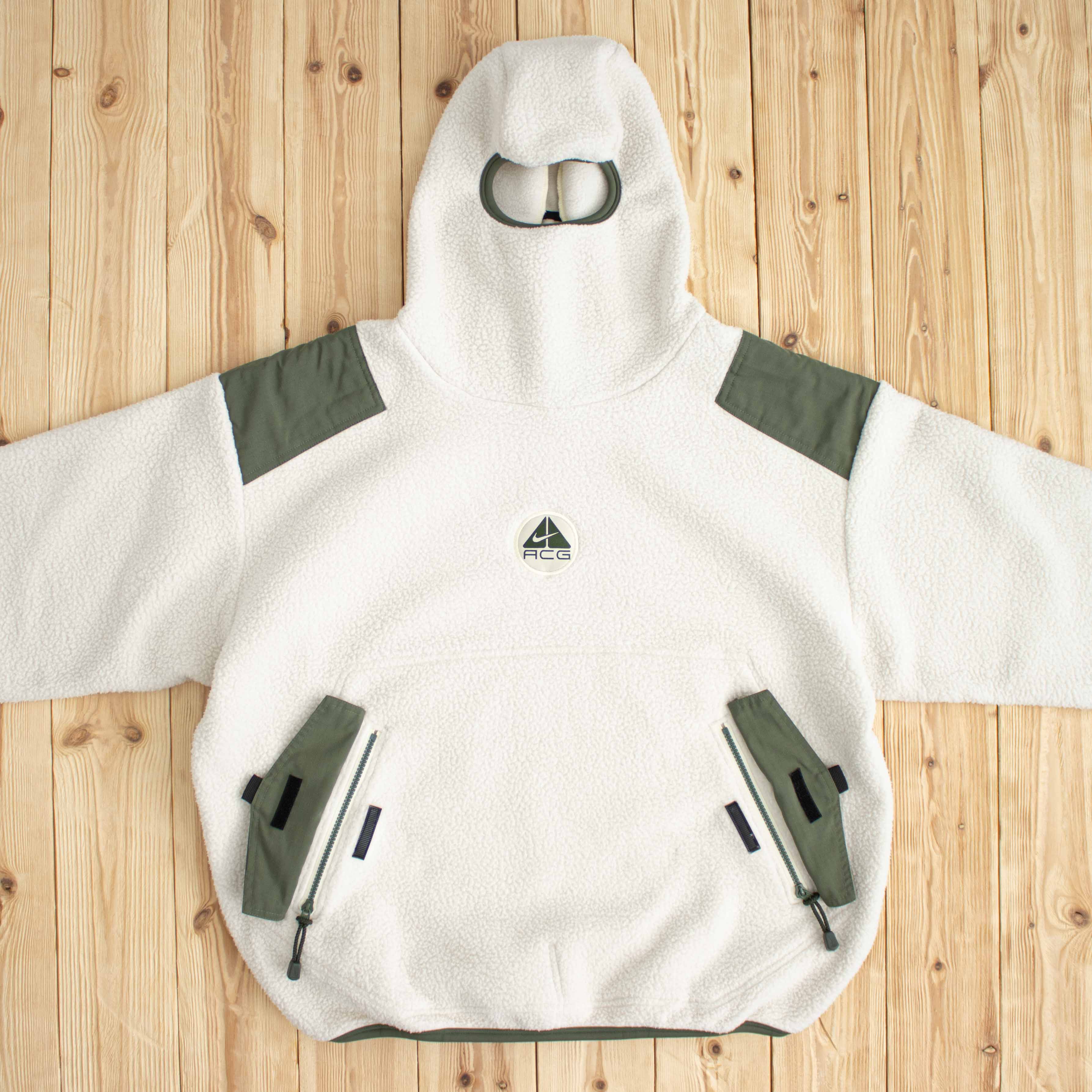 (L) Vintage Nike ACG Ninja Fleece Embroidered Jacket