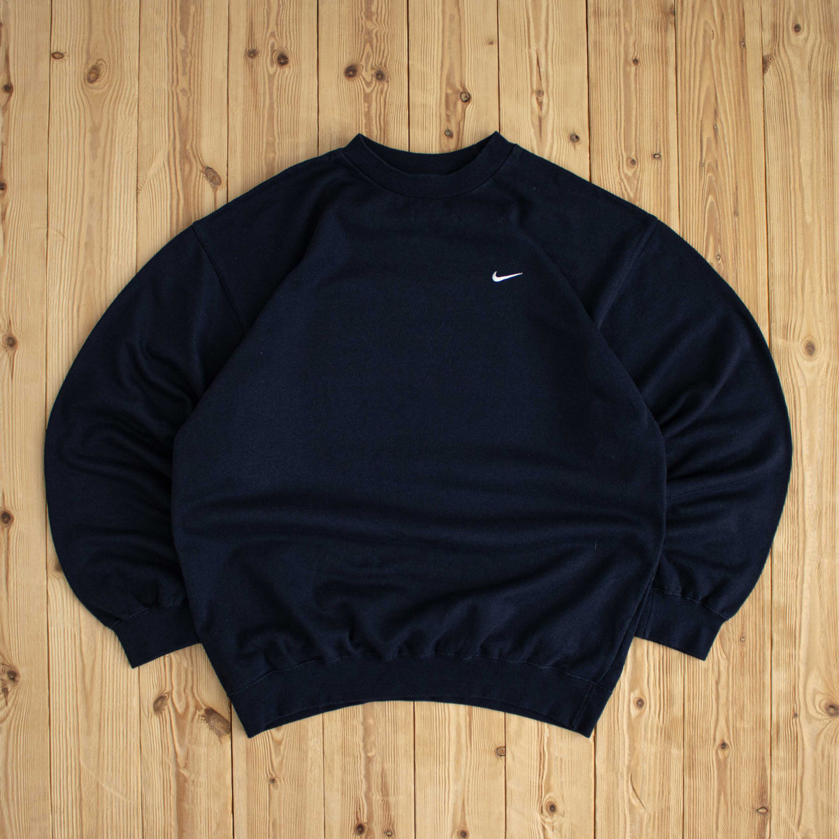 (L/XL) Nike Vintage Essential Embroidered Sweatshirt Blue